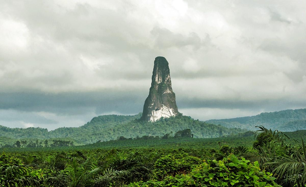 1200x740 Landmarks of São Tomé and Príncipe, Desktop