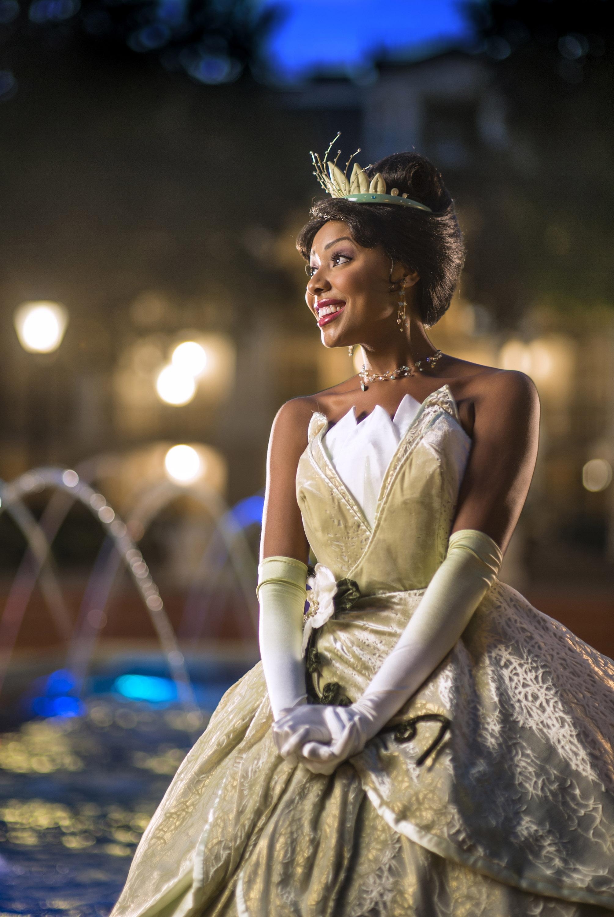 2010x3000 Special Image of Tiana from 'The Princess & The Frog'. Disney, Phone