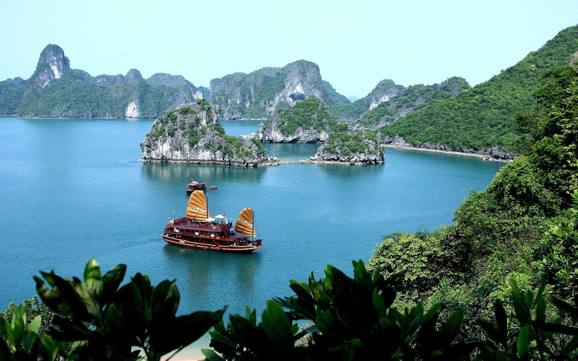 1920x1200 Halong bay vietnam Wallpaper, Desktop