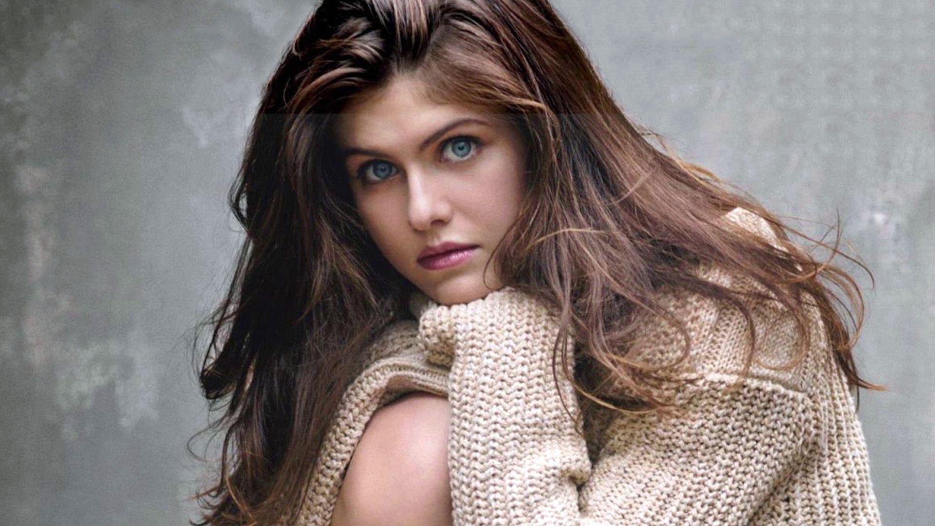 1920x1080 Alexandra Daddario Wallpaper, Picture, Image 1366x768, Desktop