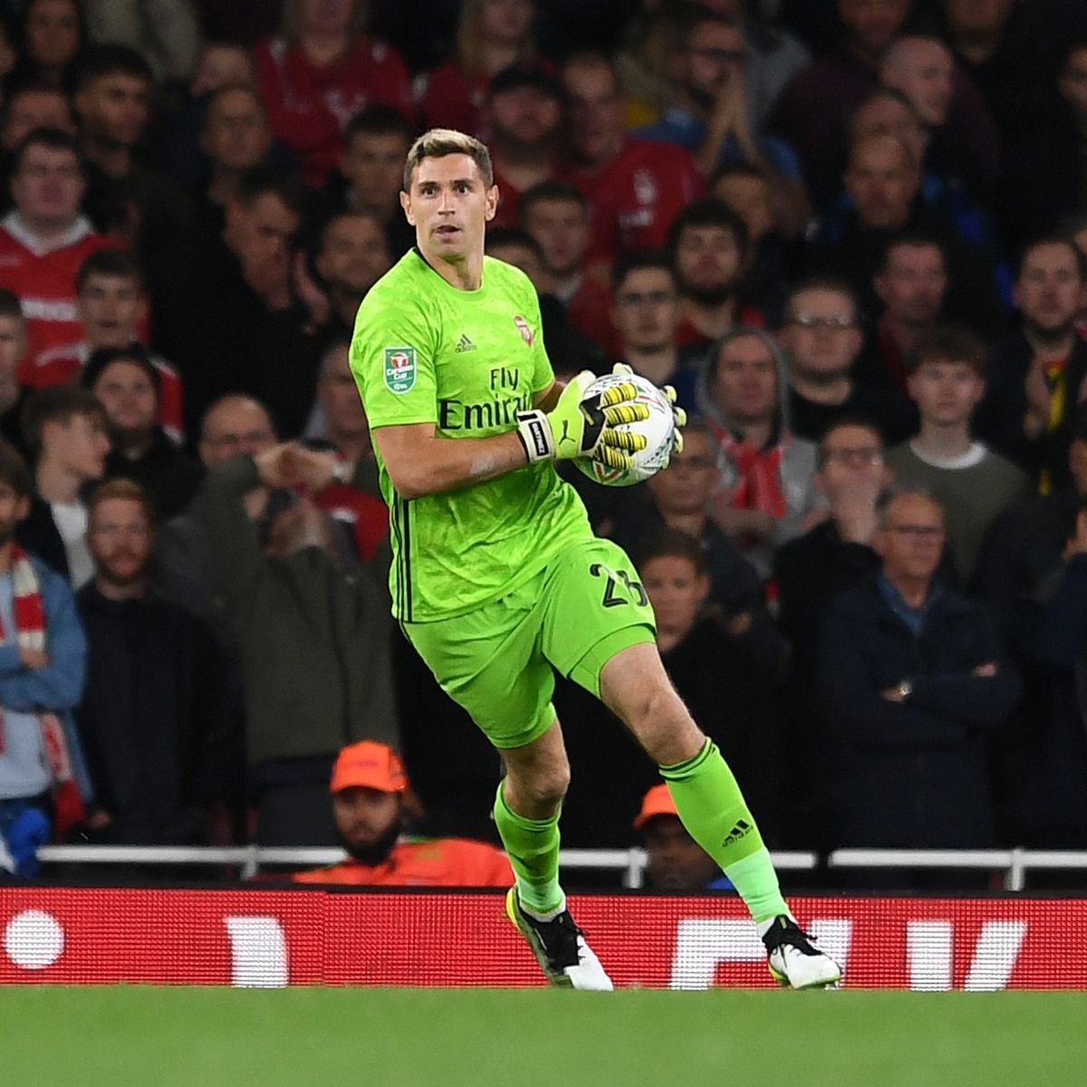 1200x1200 Emiliano Martinez, his Arsenal future and what his fine form means for Unai Emery, Phone