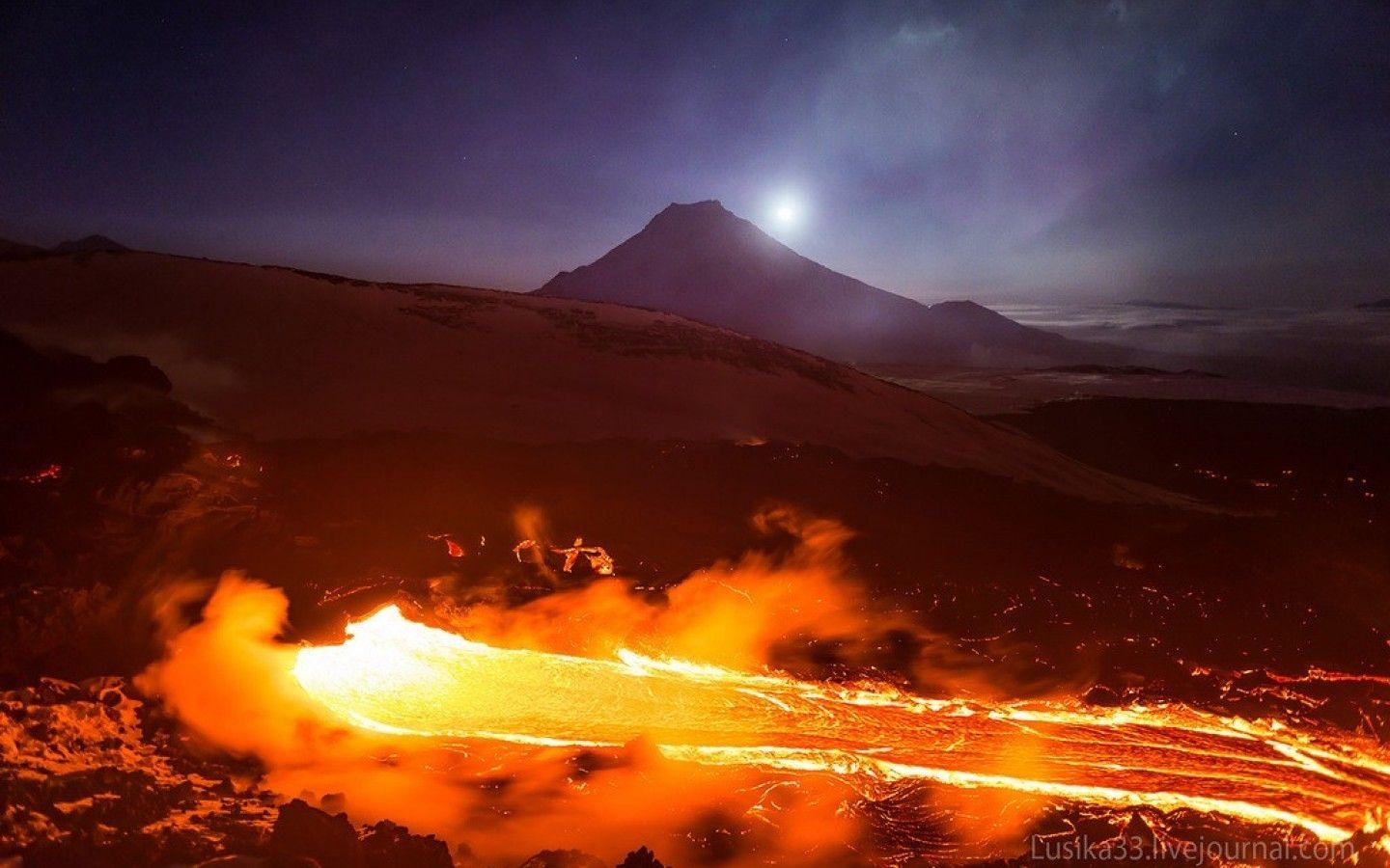 1440x900 Simply: Russia landscapes lava magma mountains, Desktop