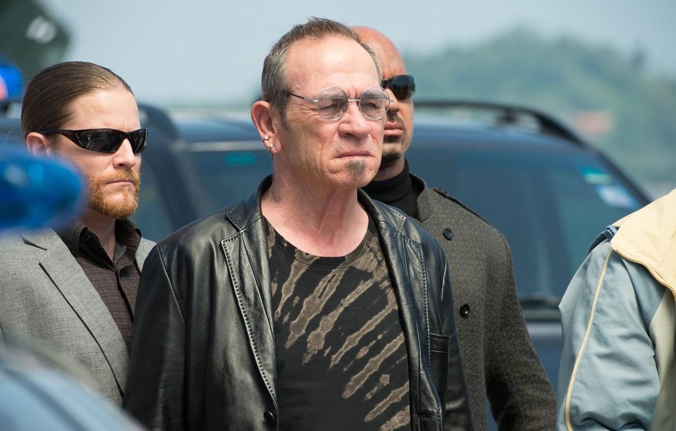 1340x850 Wallpaper Tommy Lee Jones, Tommy Lee Jones, Mechanic: Resurrection, Desktop