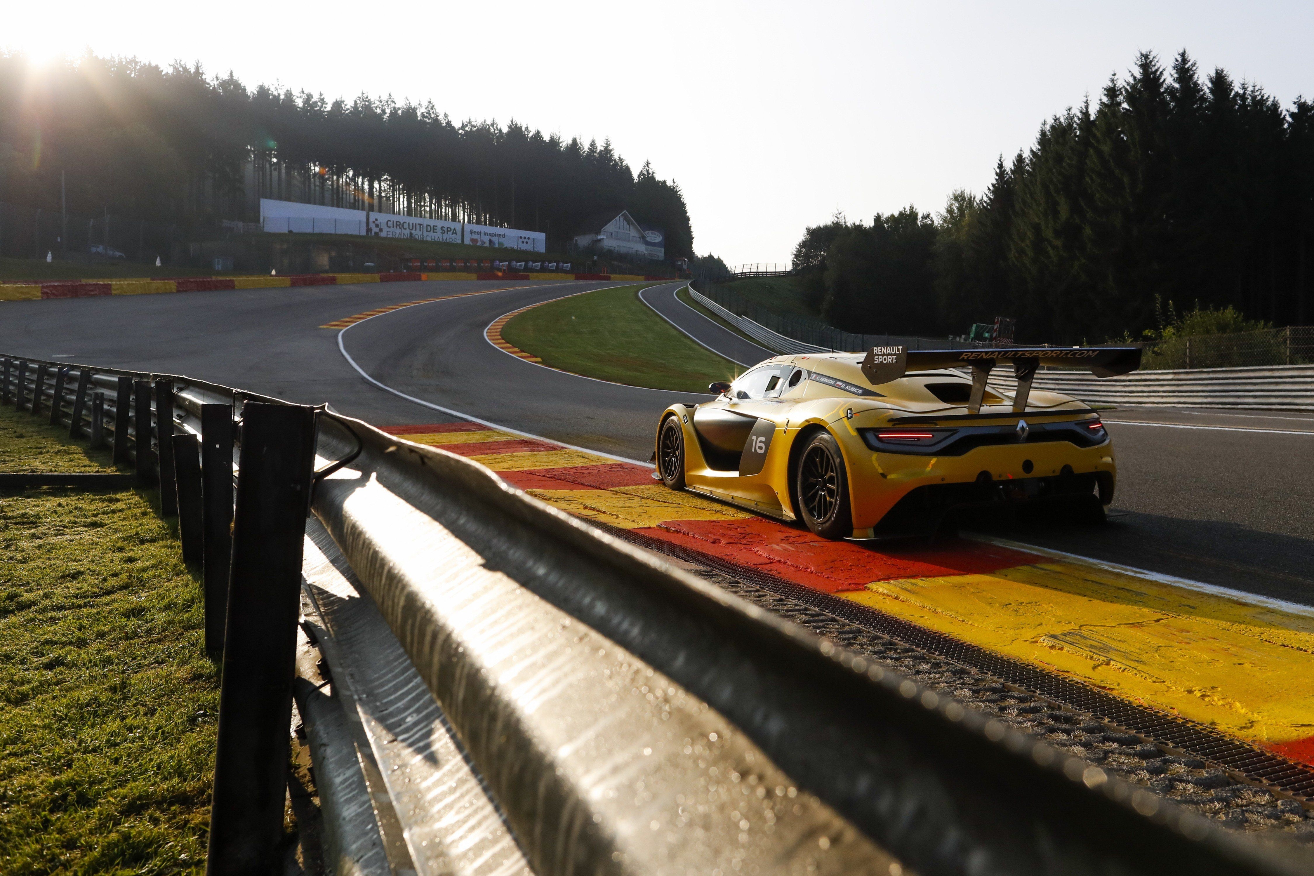 4500x3000 race cars, Spa Francorchamps, Spa, Renault, Eau Rouge HD Wallpaper / Desktop and Mobile Image & Photo, Desktop