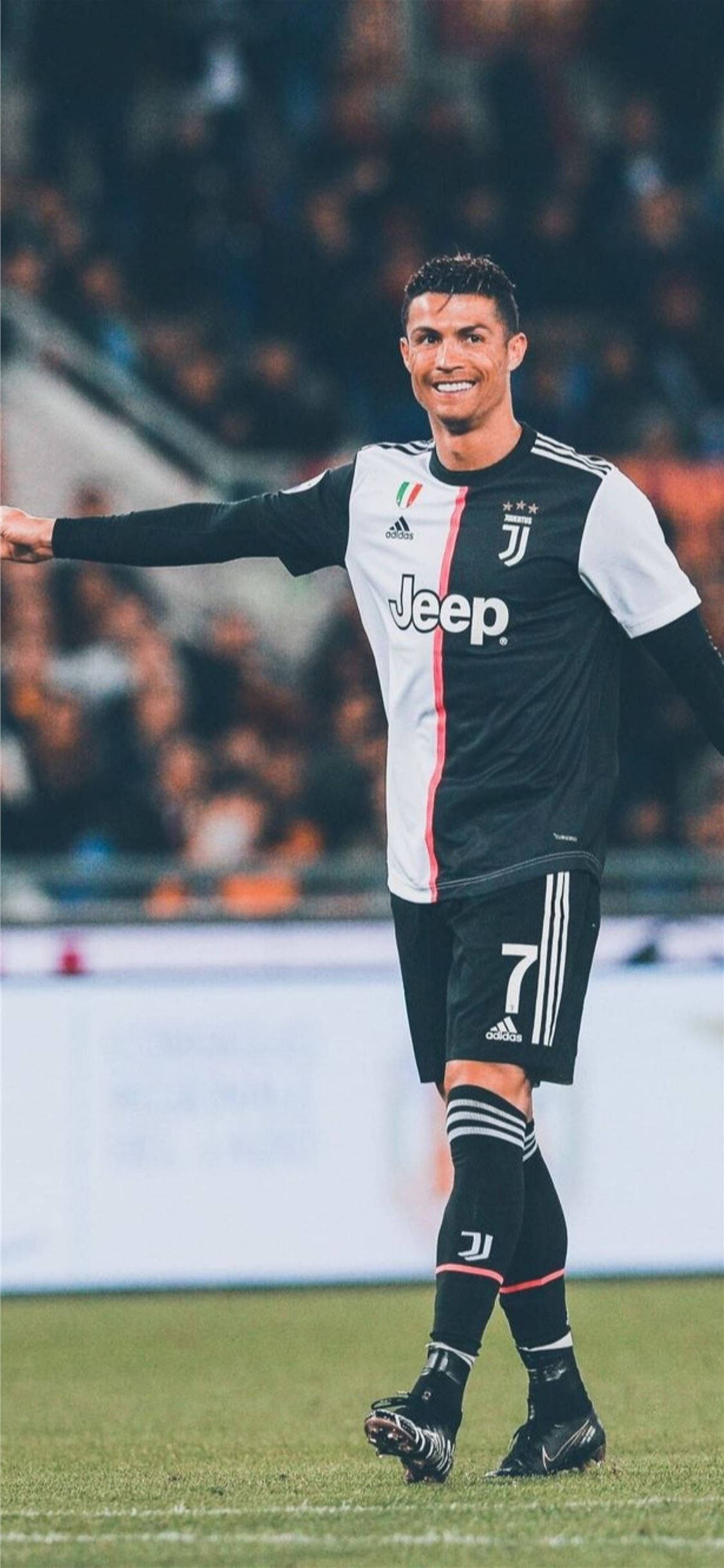 1130x2440 Download Juventus Team Cristiano Ronaldo iPhone Wallpaper, Phone