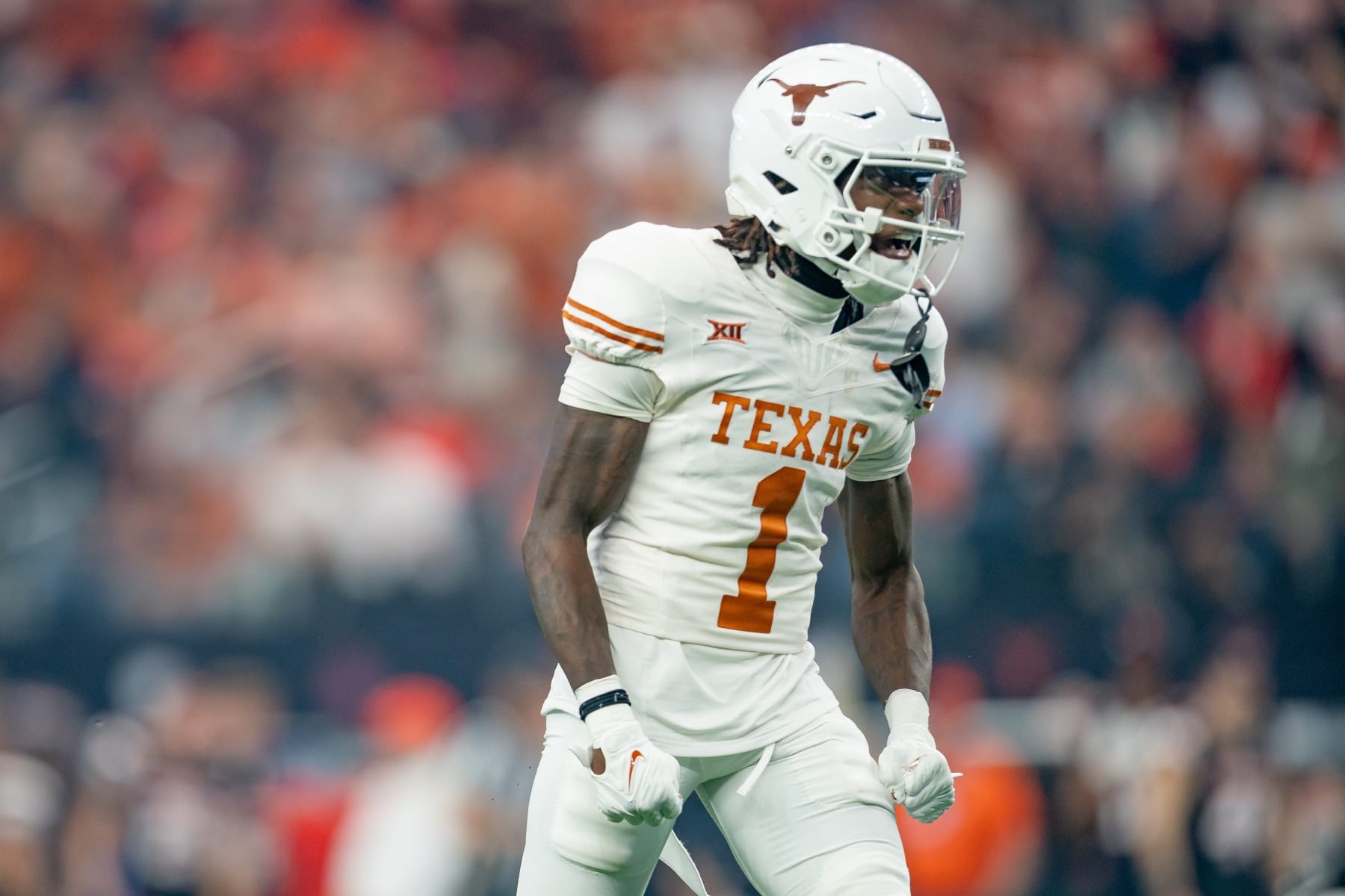 1800x1200 Texas WR Xavier Worthy Declares, Desktop