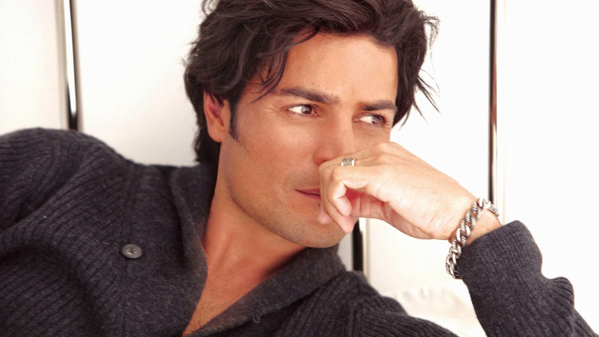 1920x1080 Chayanne, Desktop