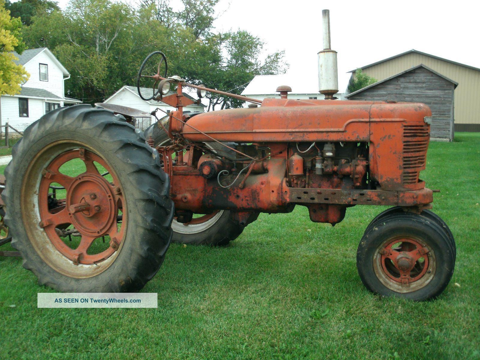 1600x1200 International H Tractor, Desktop