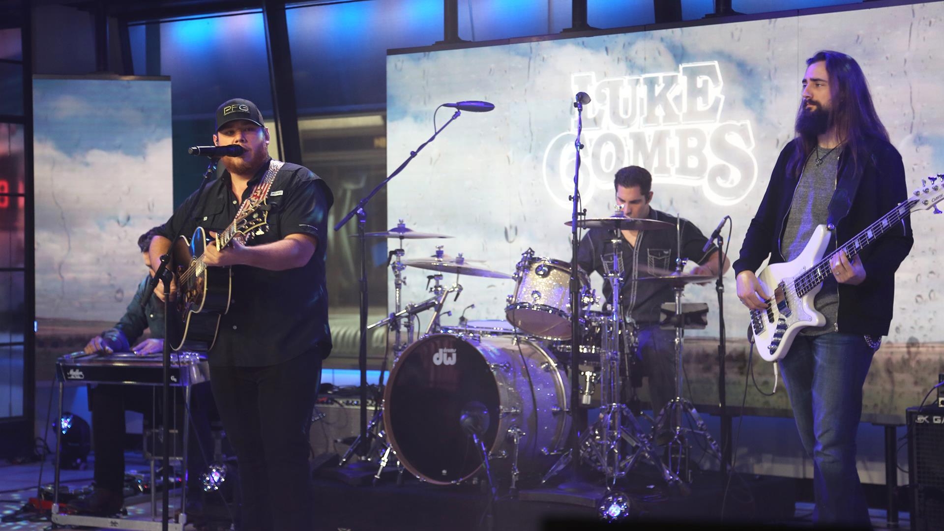 1920x1080 Watch Luke Combs perform his debut single 'Hurricane' live on TODAY, Desktop