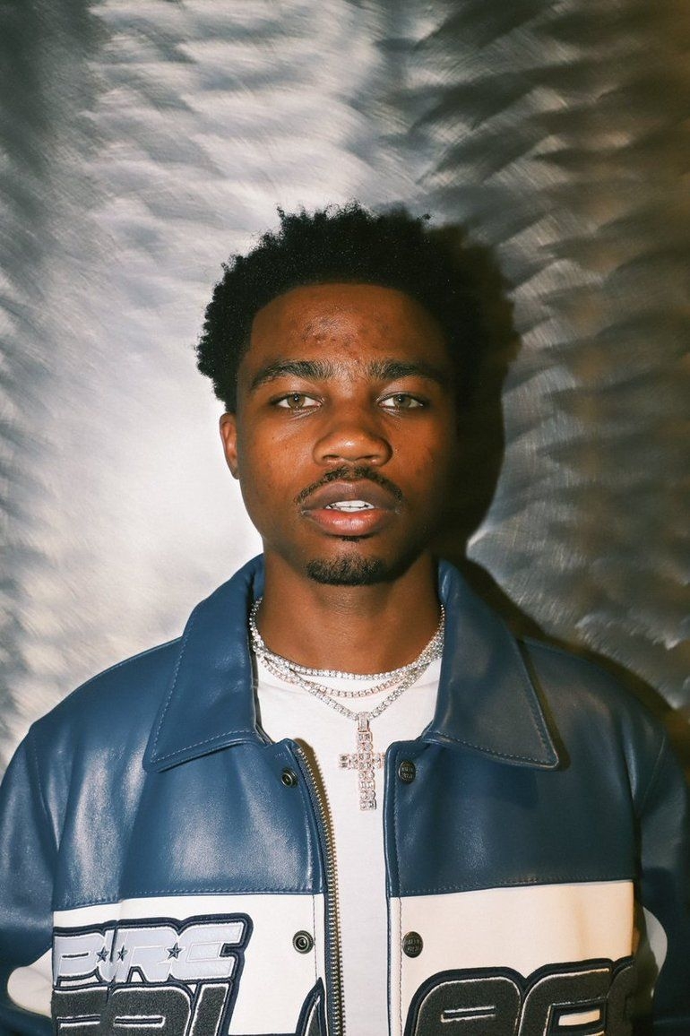 770x1160 Roddy Ricch Photo (9 of 19), Phone