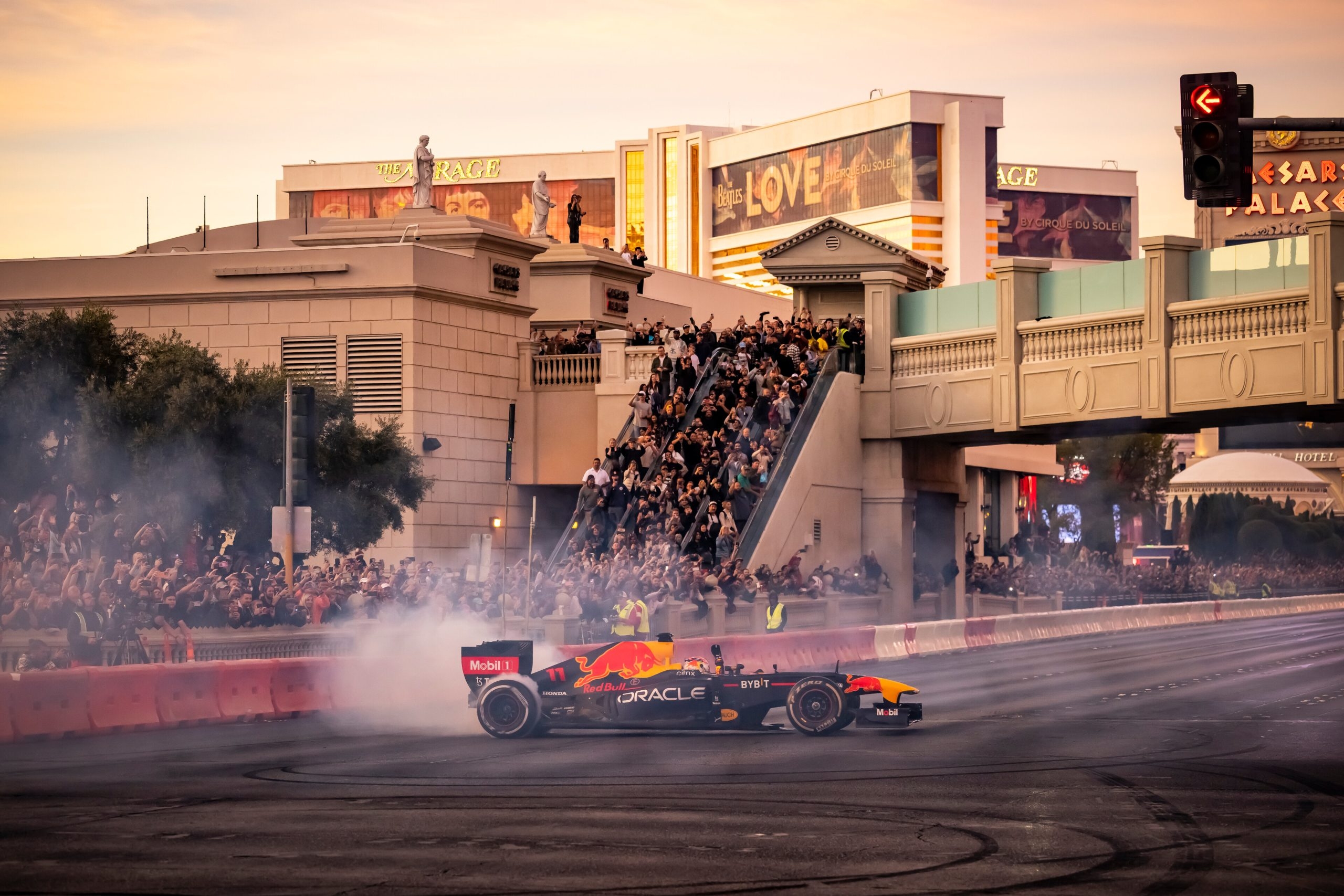 2560x1710 F1: 2023 Las Vegas Grand Prix Schedule confirmed, Desktop