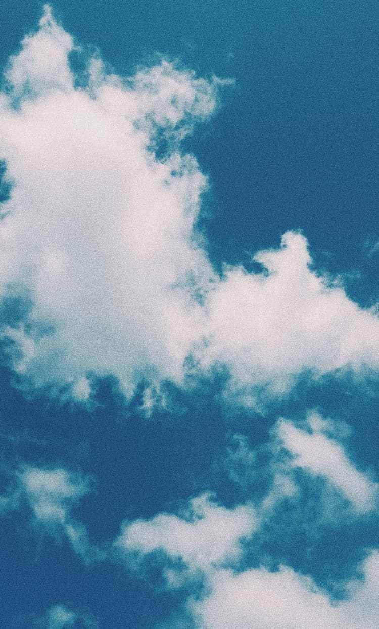 750x1250 Popular Aesthetic Blue Sky With Clouds, Phone