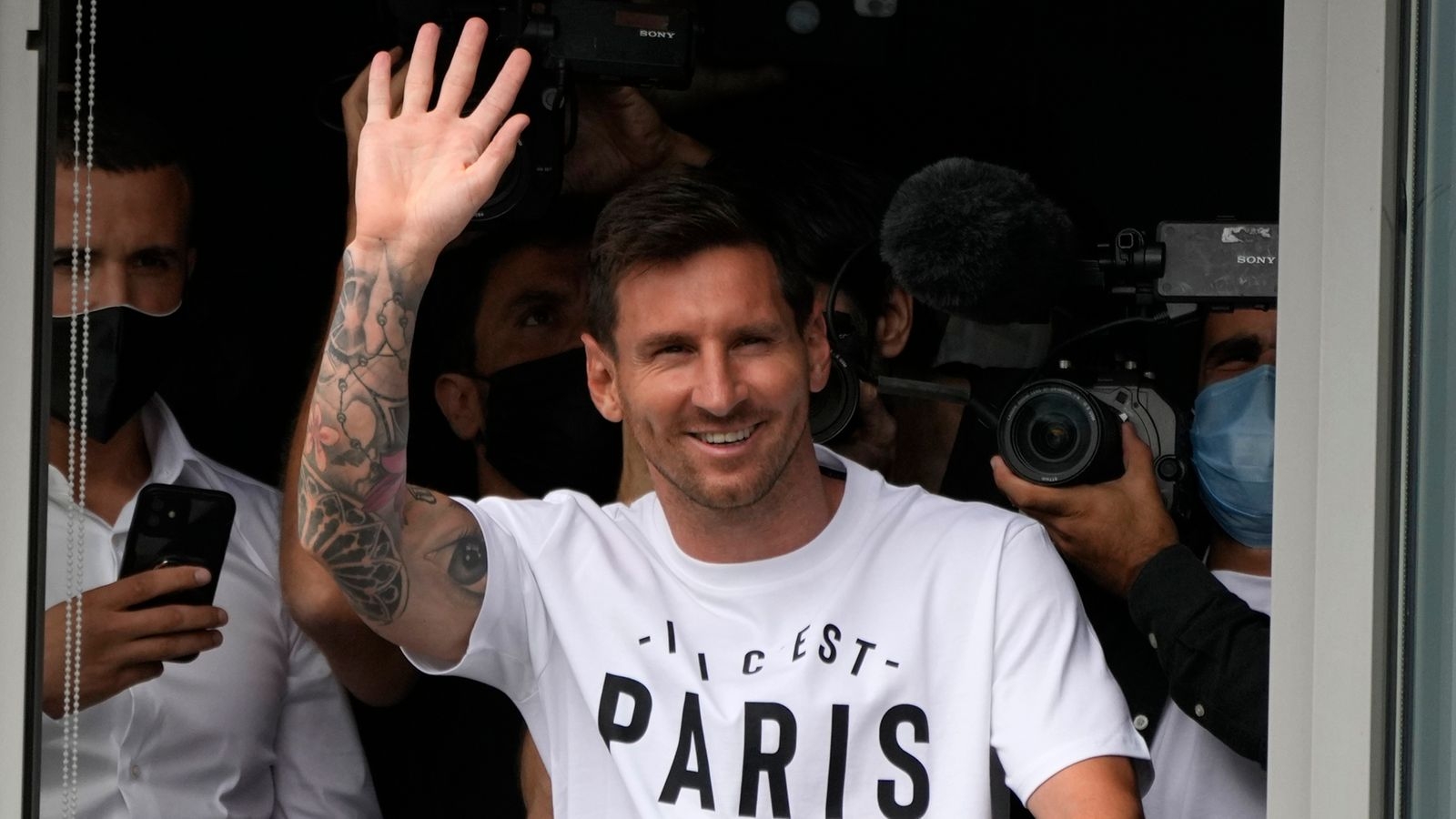 1600x900 Lionel Messi Passes Paris Saint Germain Medical Ahead Of Joining On Two Year Contract After Leaving Barcelona, Desktop