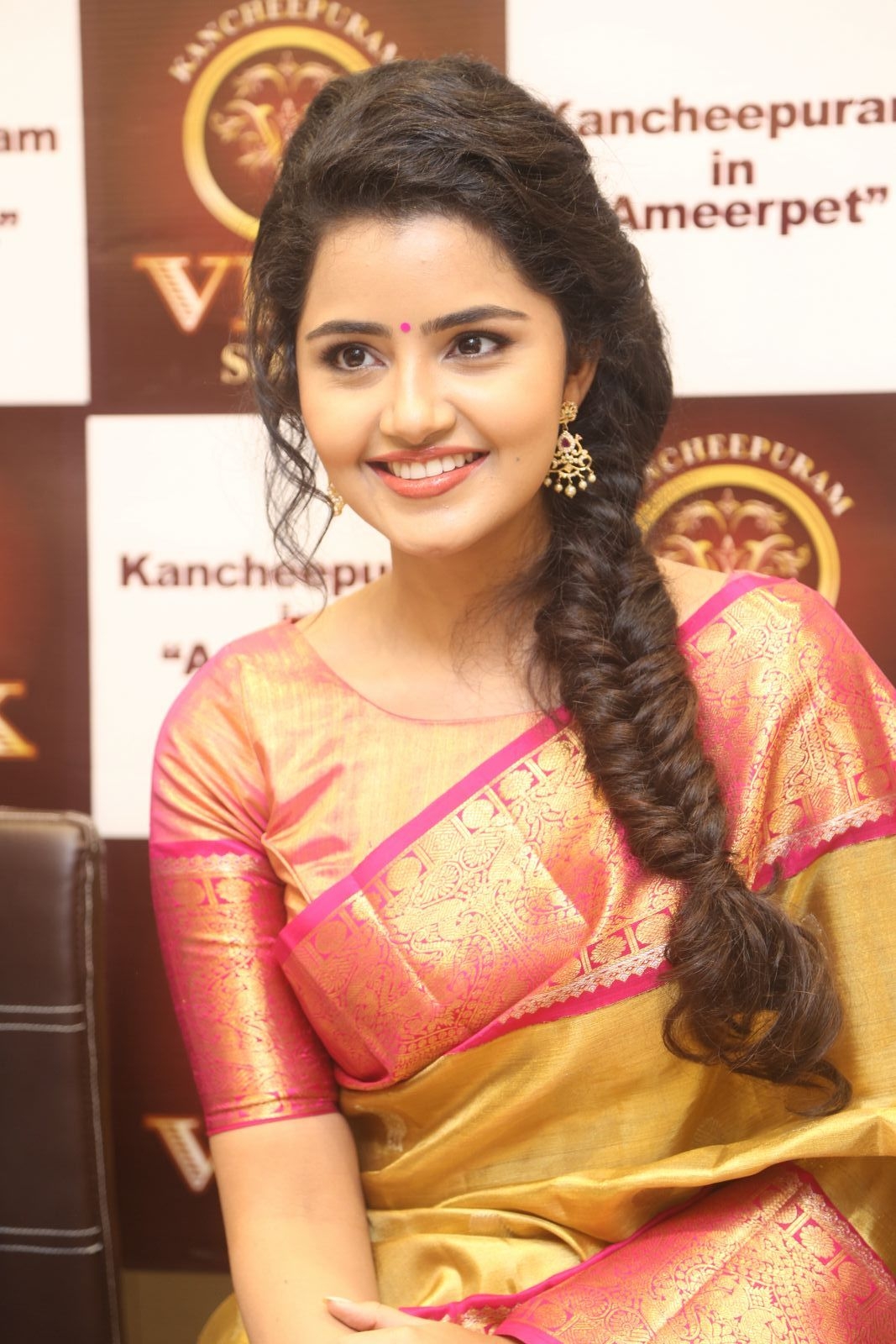 1070x1600 Anupama Parameswaran Looking Generous In Silk Saree Indian Hollywood Movies Updates, Branding Online and Actress Gallery, Phone