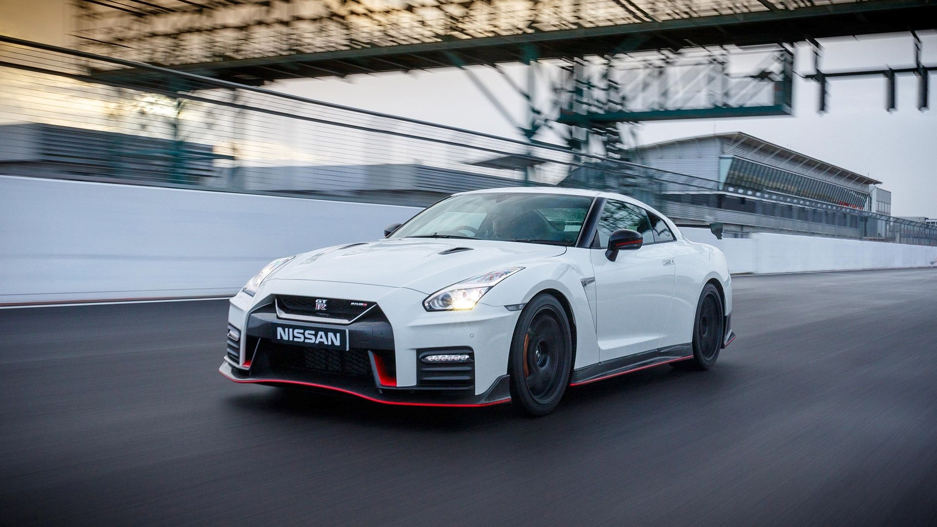 1920x1080 Nissan GT R Nismo Wallpaper, Specs & Videos, Desktop