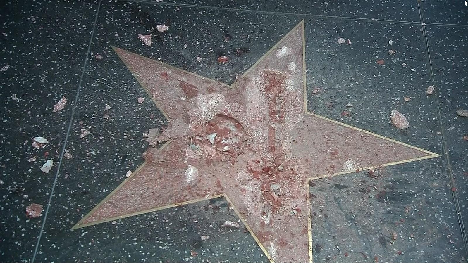 1600x900 Donald Trump's Hollywood star destroyed, Desktop