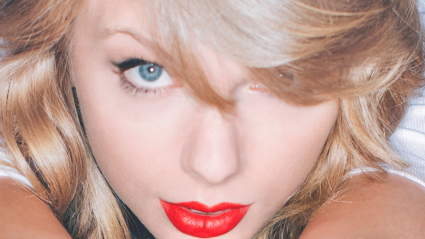 1370x770 Taylor Swift Red Lips Singer Artist, Desktop