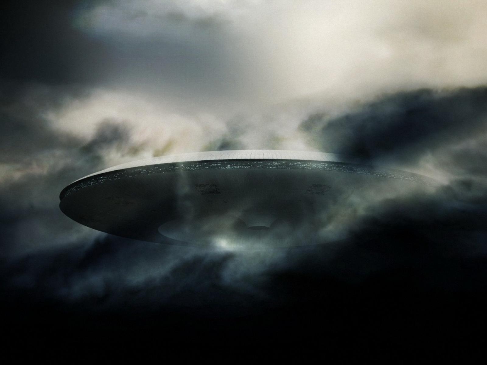 1600x1200 Dark UFO wallpaper. Dark UFO, Desktop