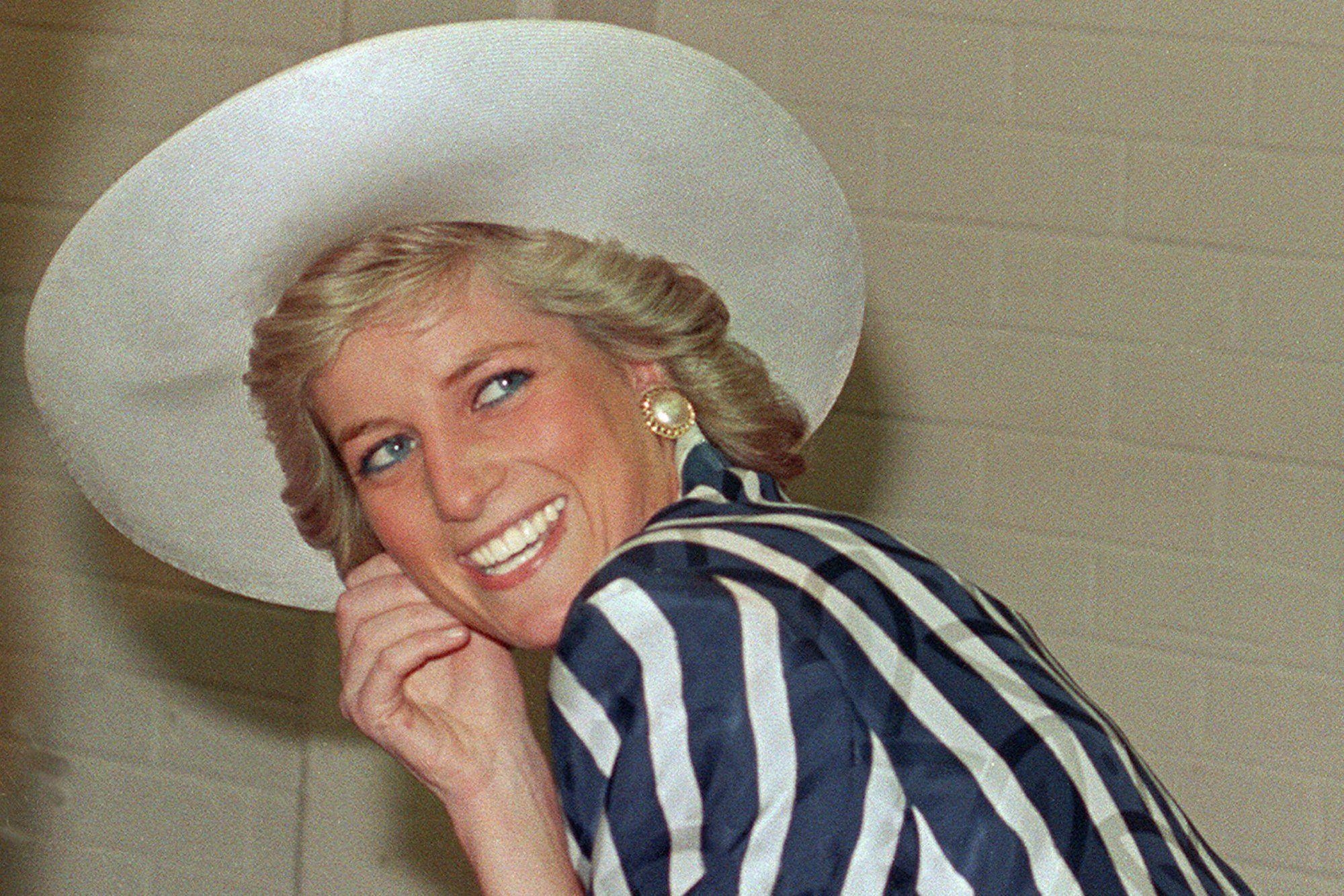 2000x1340 Princess Diana Wallpaper Image Photo Picture Background, Desktop