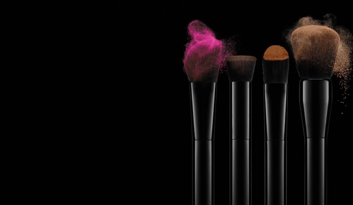 1200x700 My November Beauty Buys. Makeup brushes, Makeup wallpaper, Makeup background, Desktop