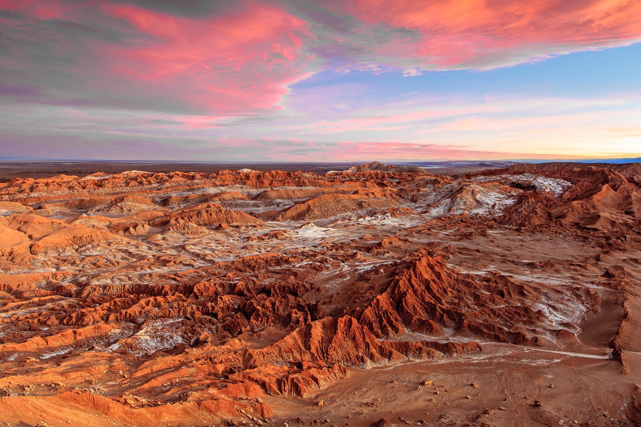 2050x1370 Exploring Chile's Atacama Desert, Desktop