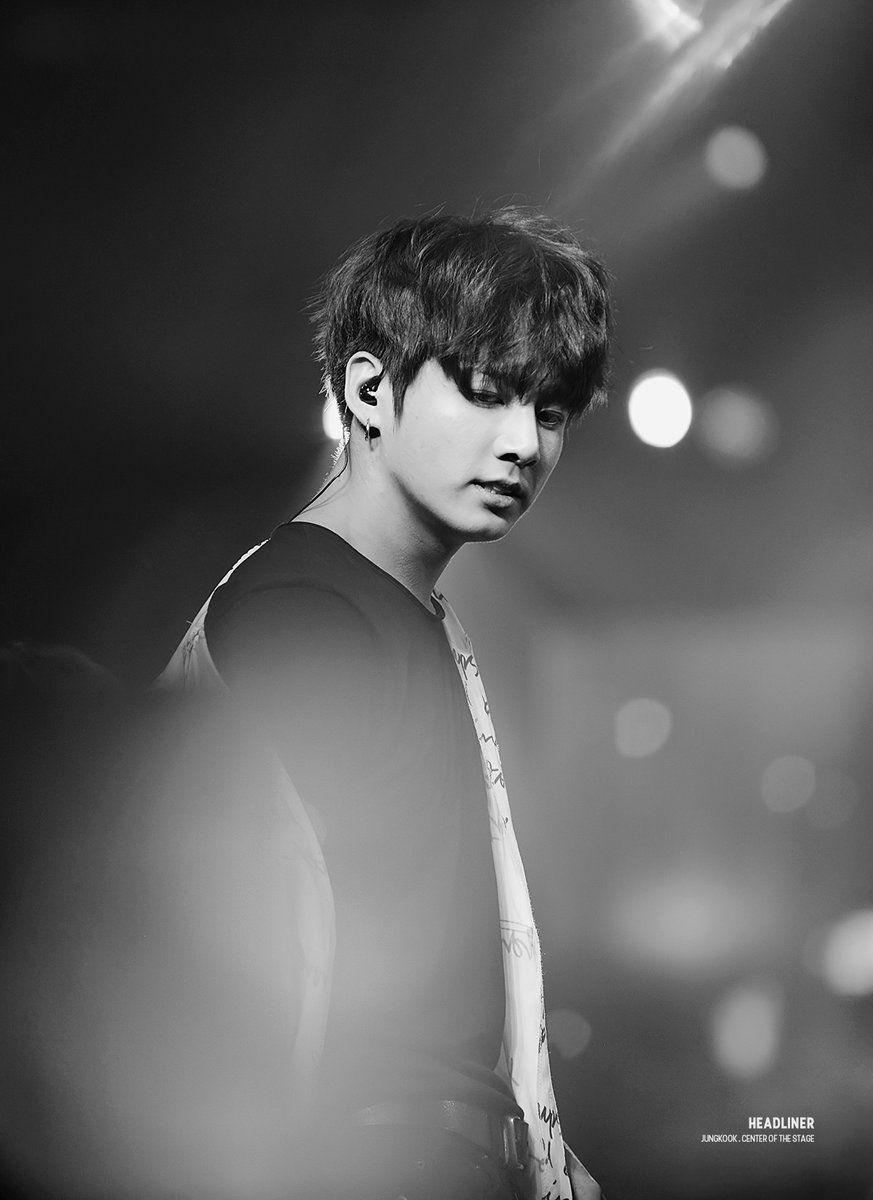 880x1200 HEADLINER on. jung kook <3. BTS, Bts jungkook, Bts wallpaper, Phone