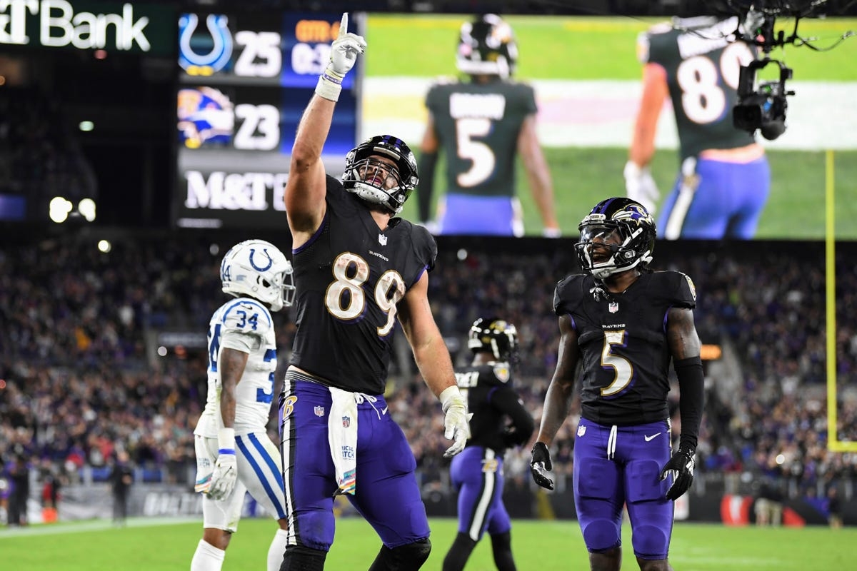 1200x800 Playing for late grandmother, Ravens TE Mark Andrews has career game, Desktop