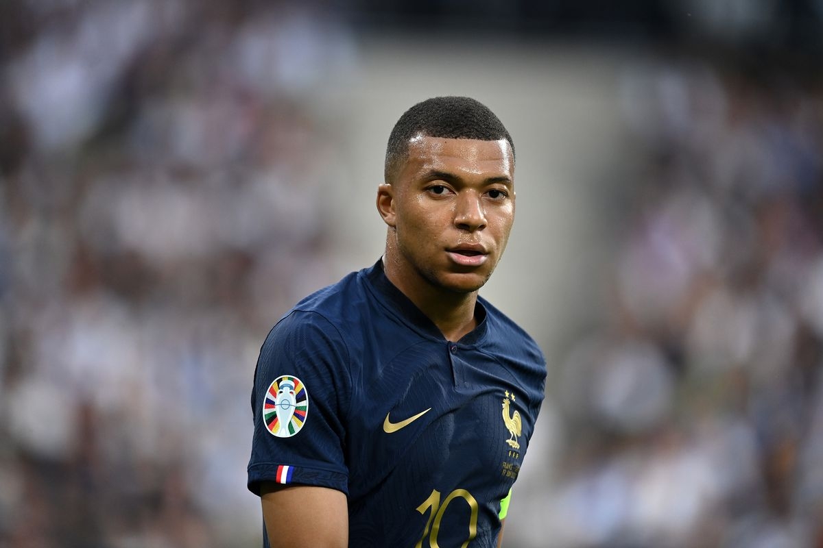 1200x800 Kylian Mbappe Uninterested in Al Hilal, Desktop