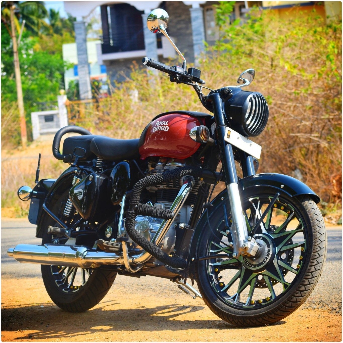 1370x1370 Royal enfield. Bullet bike royal enfield, Royal enfield bullet, Royal enfield, Phone