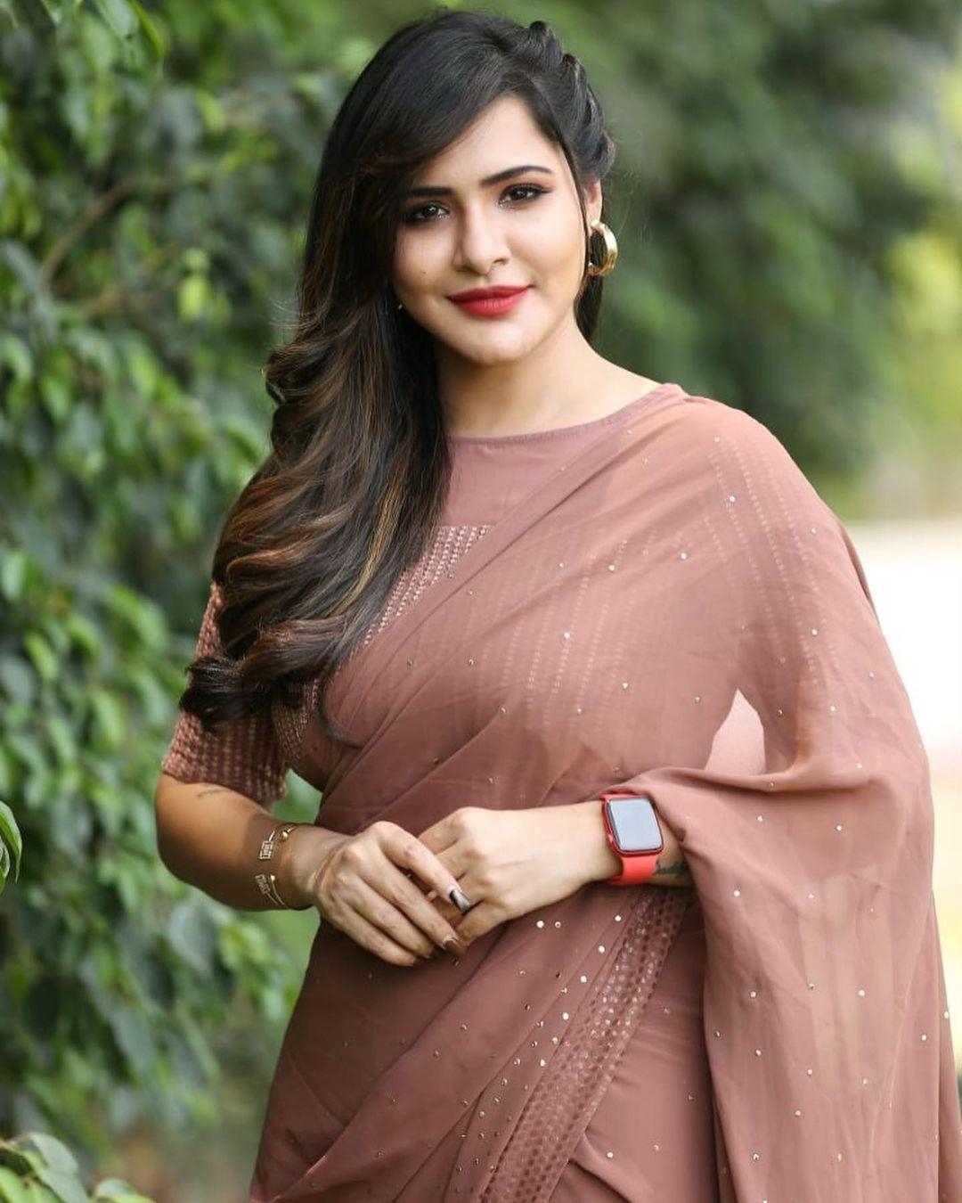 1080x1350 Telugu actress Ashu Reddy hot photo gallery Photo: HD Image, Picture, Stills, First Look Posters of Telugu actress Ashu Reddy hot photo gallery Movie, Phone