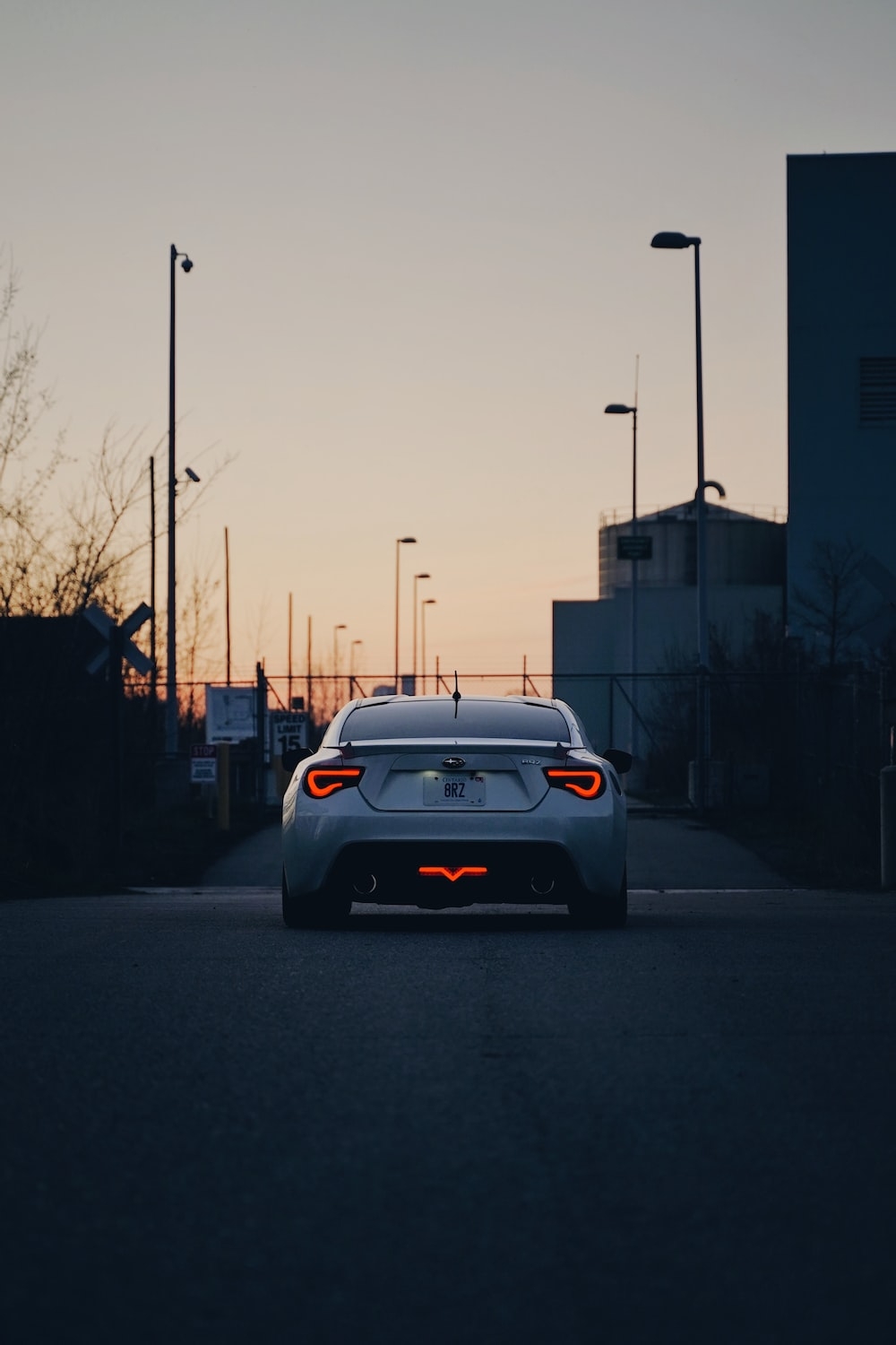 1000x1500 gray car on road during daytime photo, Phone