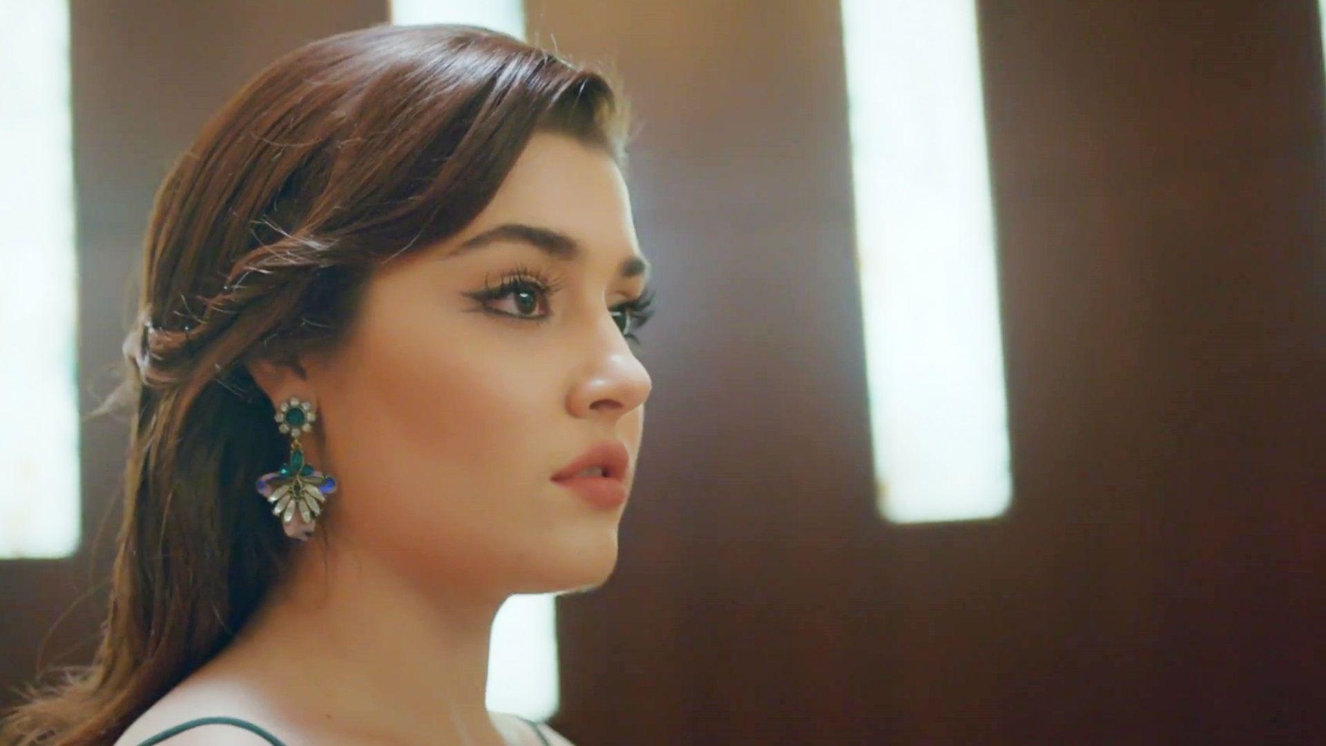 1920x1080 Ask Laftan Anlamaz Hande Ercel Wallpaper 11904, Desktop