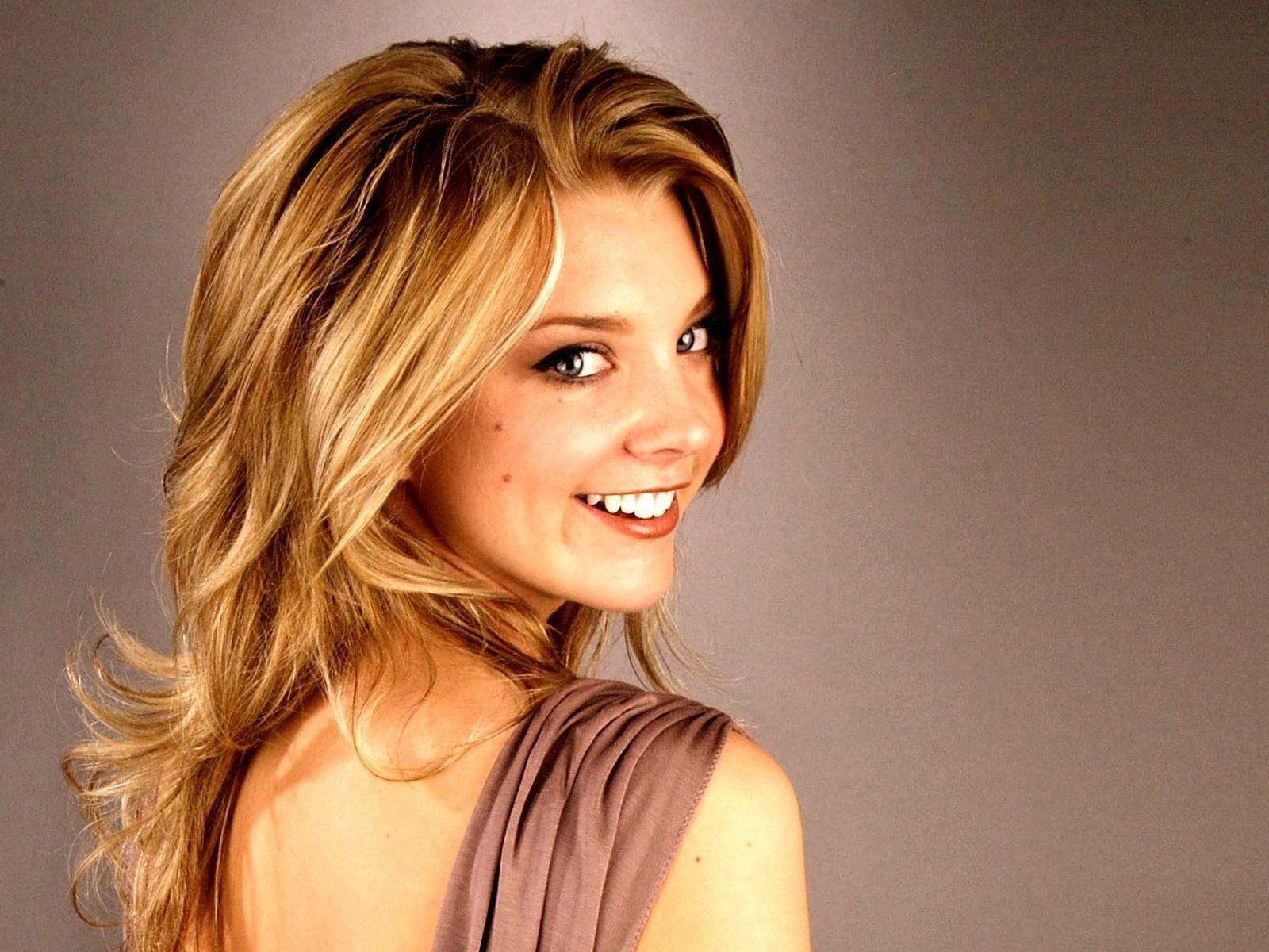 1600x1200 Natalie Dormer Wallpaper Wallpaper Inn, Desktop