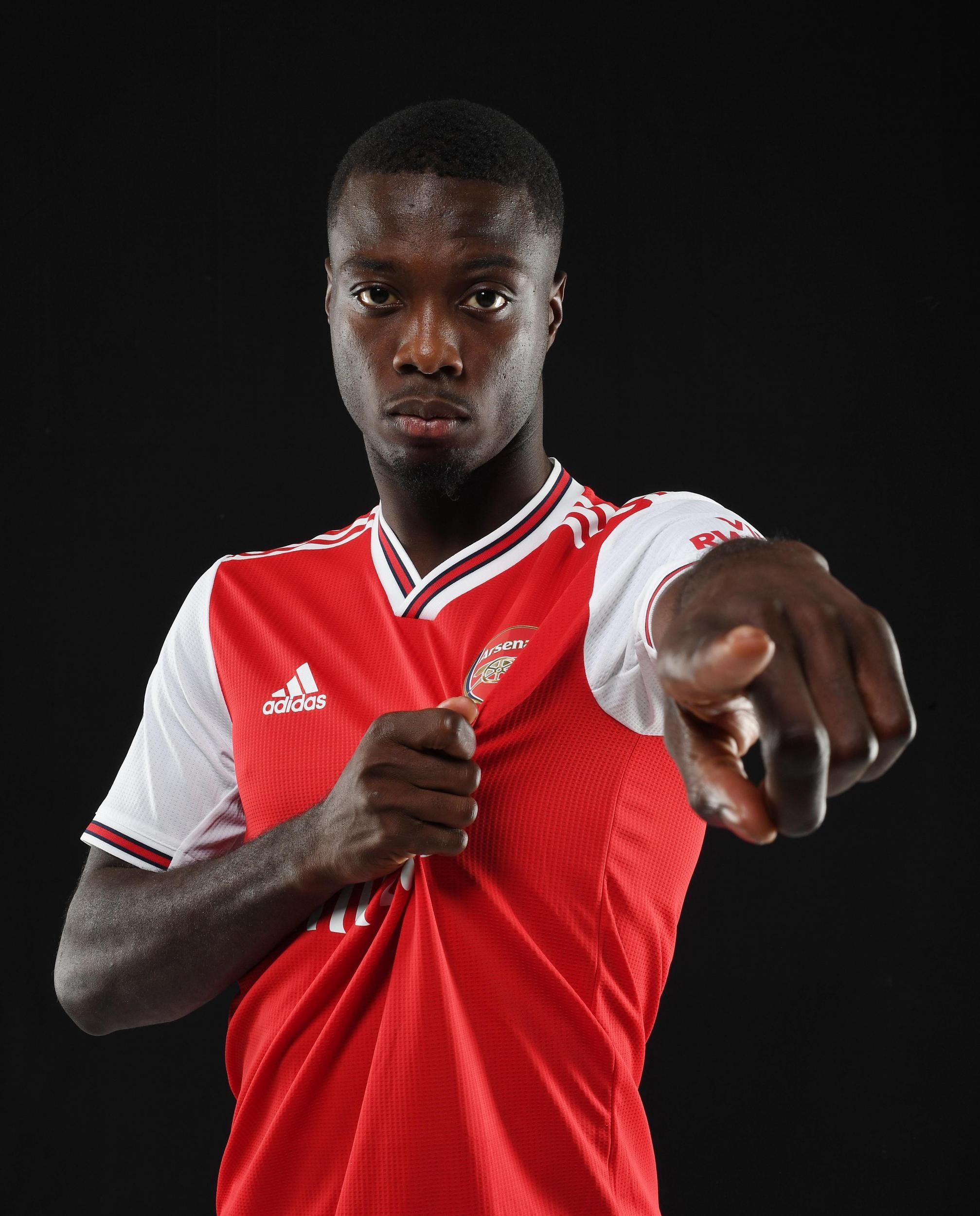 2020x2500 Nicolas Pepe In Picture: Arsenal Club Record Signing Poses, Phone