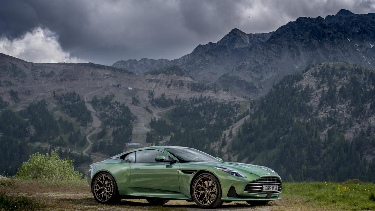 1280x720 Aston Martin DB12 creates an eternal Bond with those who drive it, Desktop