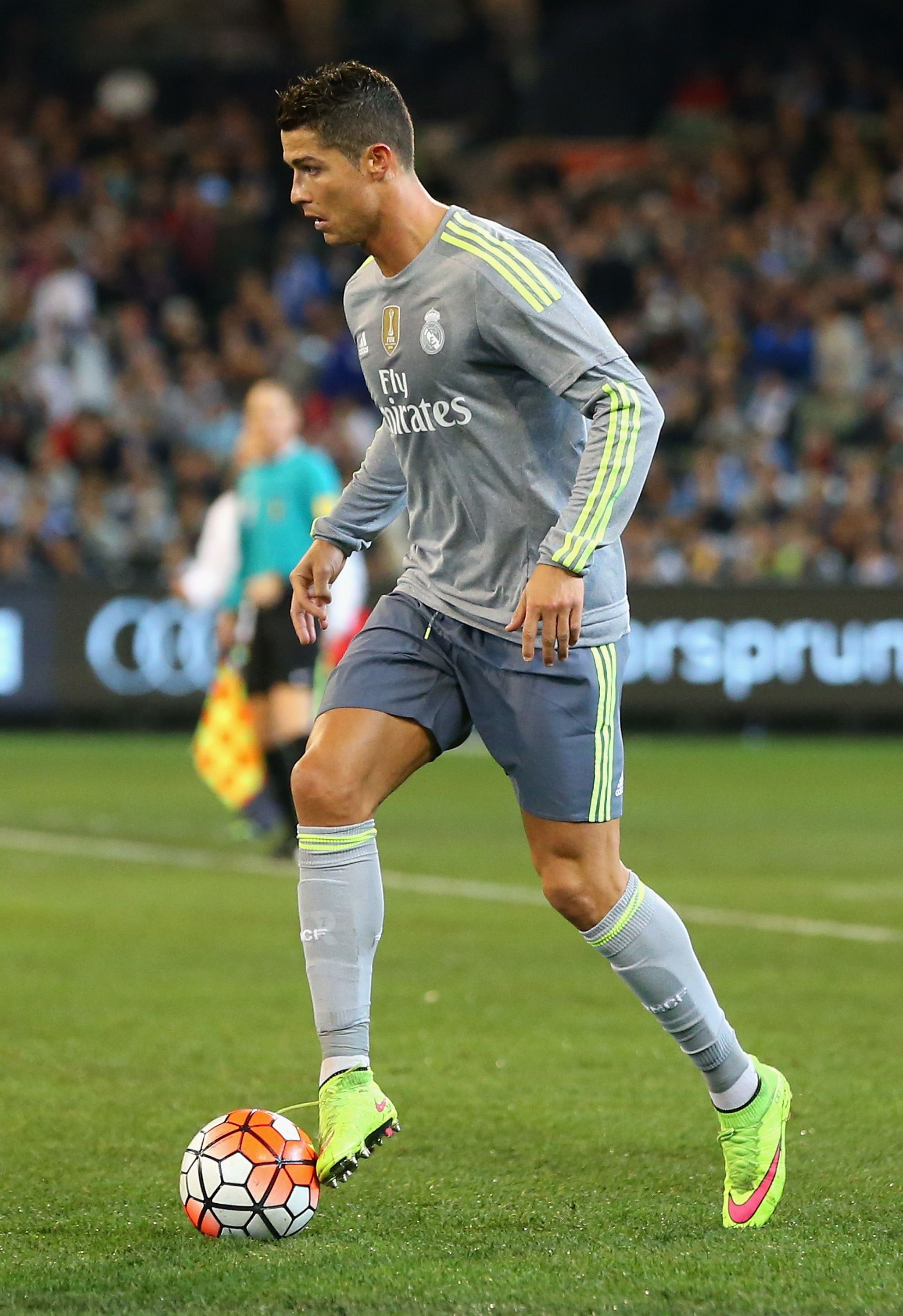 2060x3000 Cristiano Ronaldo iPhone Wallpaper HD, Phone