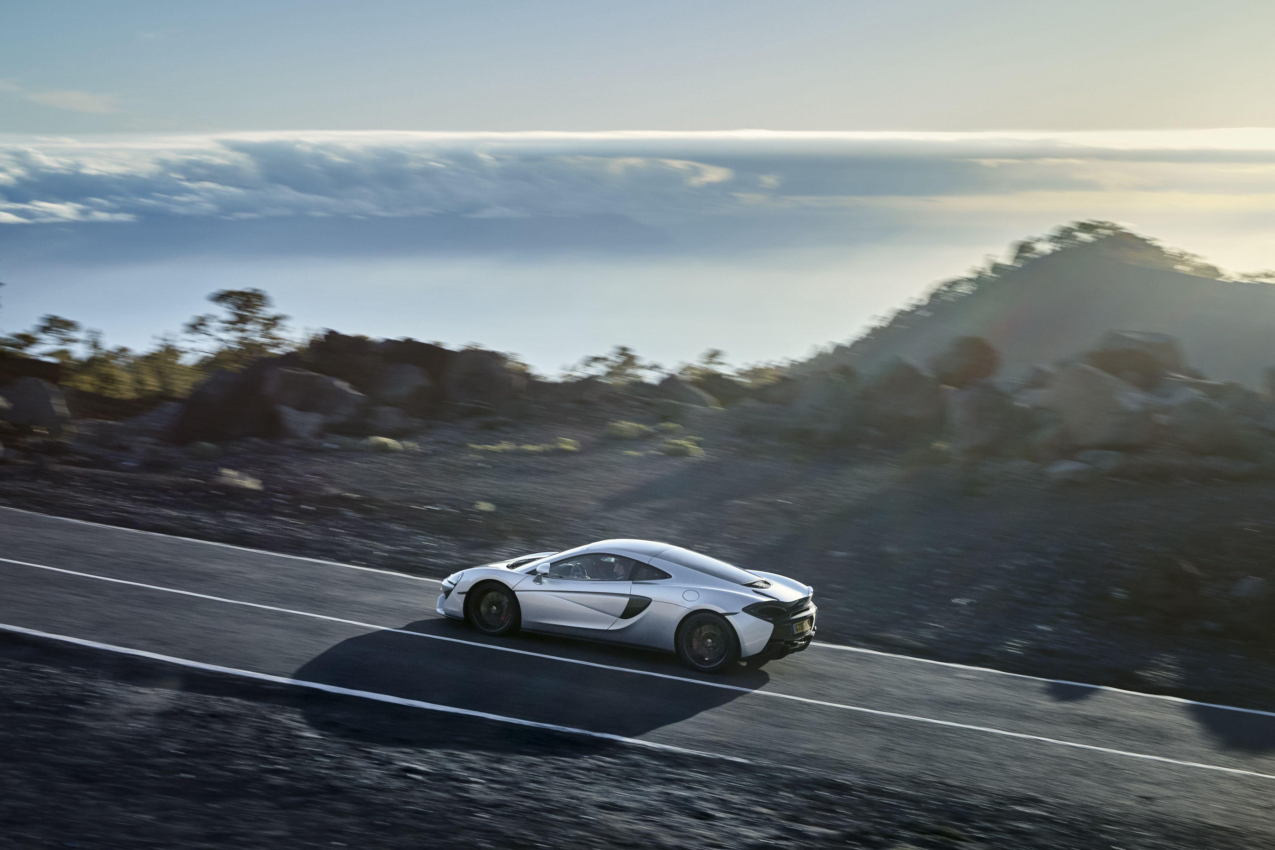 4100x2740 McLaren 570GT Worldwide '2016–pr, Desktop