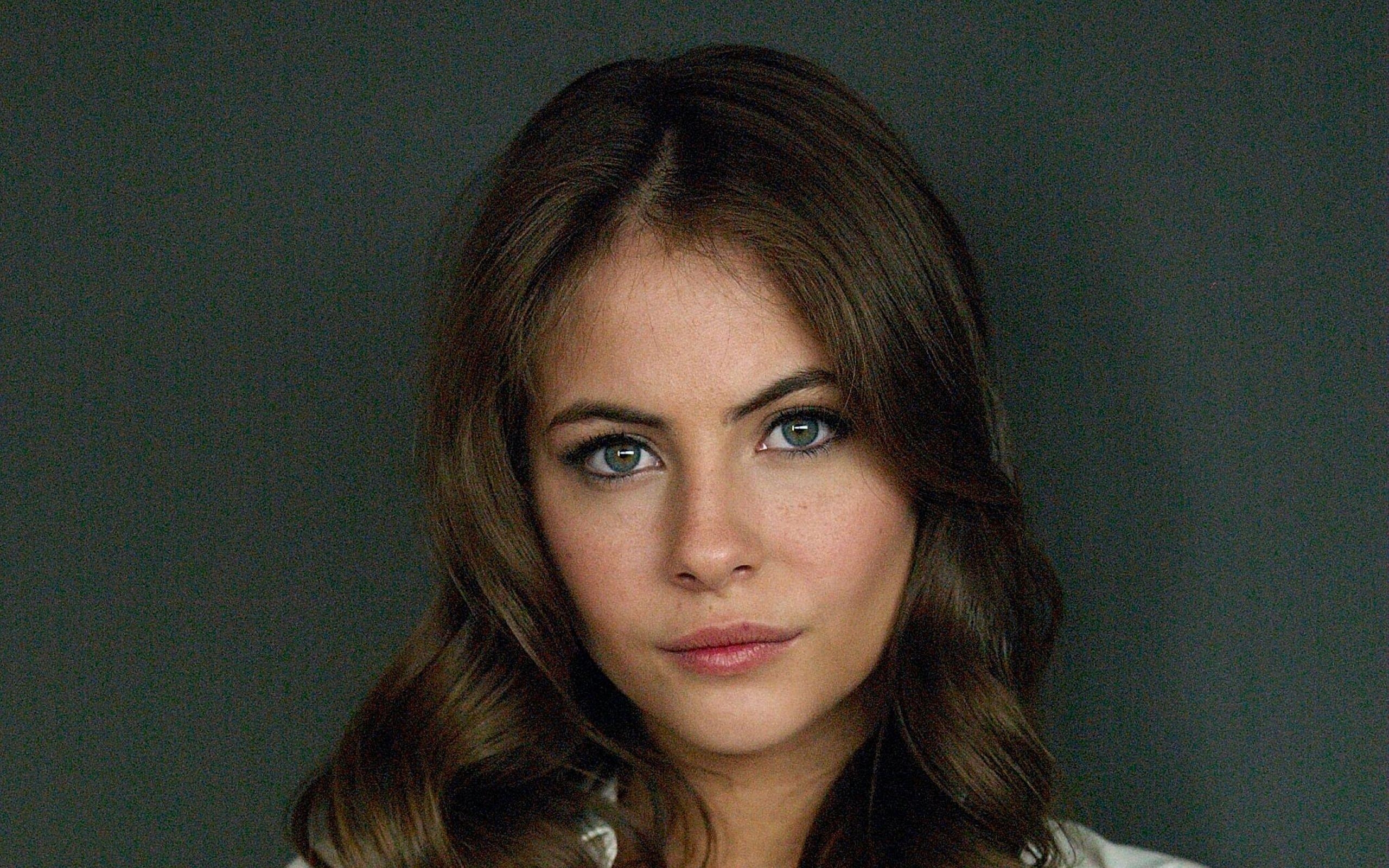 2560x1600 Download Wallpaper, Download  willa holland 1988x3000, Desktop