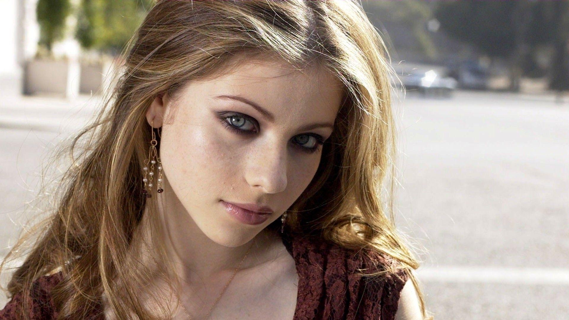 1920x1080 Michelle Trachtenberg Wallpaper, Fine HDQ Michelle Trachtenberg, Desktop