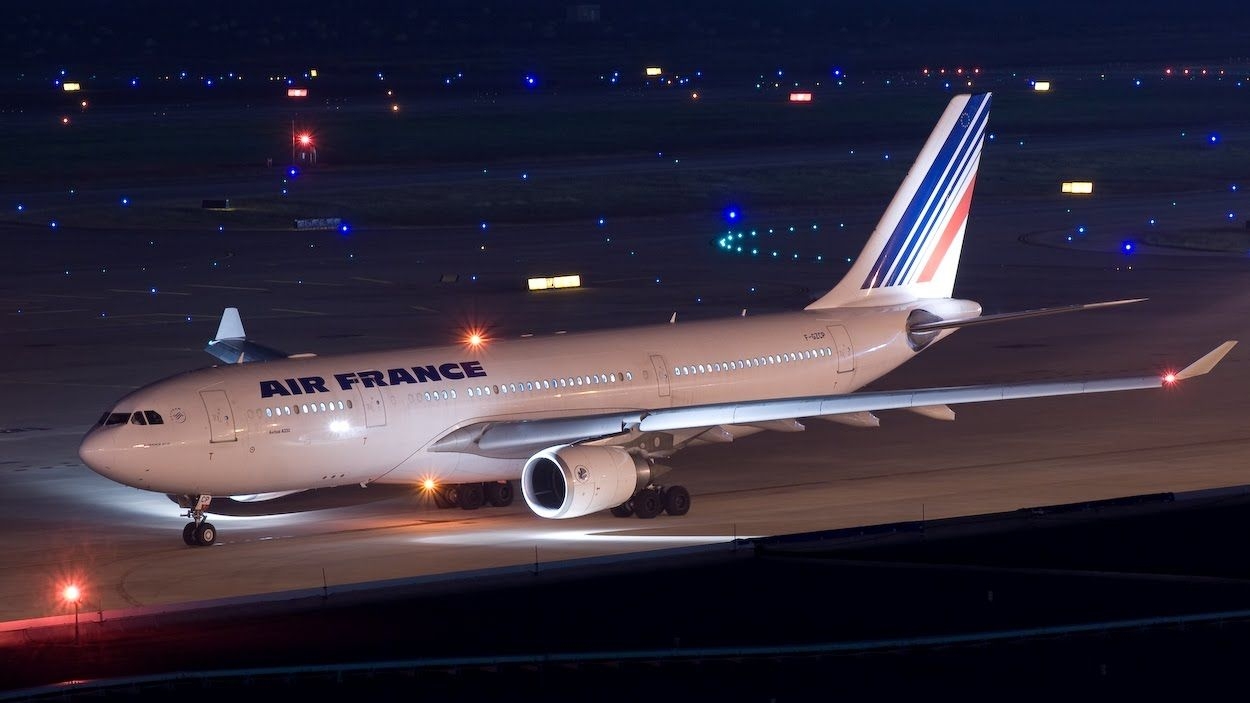 1250x710 Jet Airlines: Air France Airlines Wallpaper, Desktop