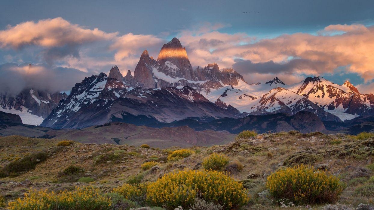 1250x700 Argentina Chile border Patagonia Monte desert Mount Fitz Roy, Desktop