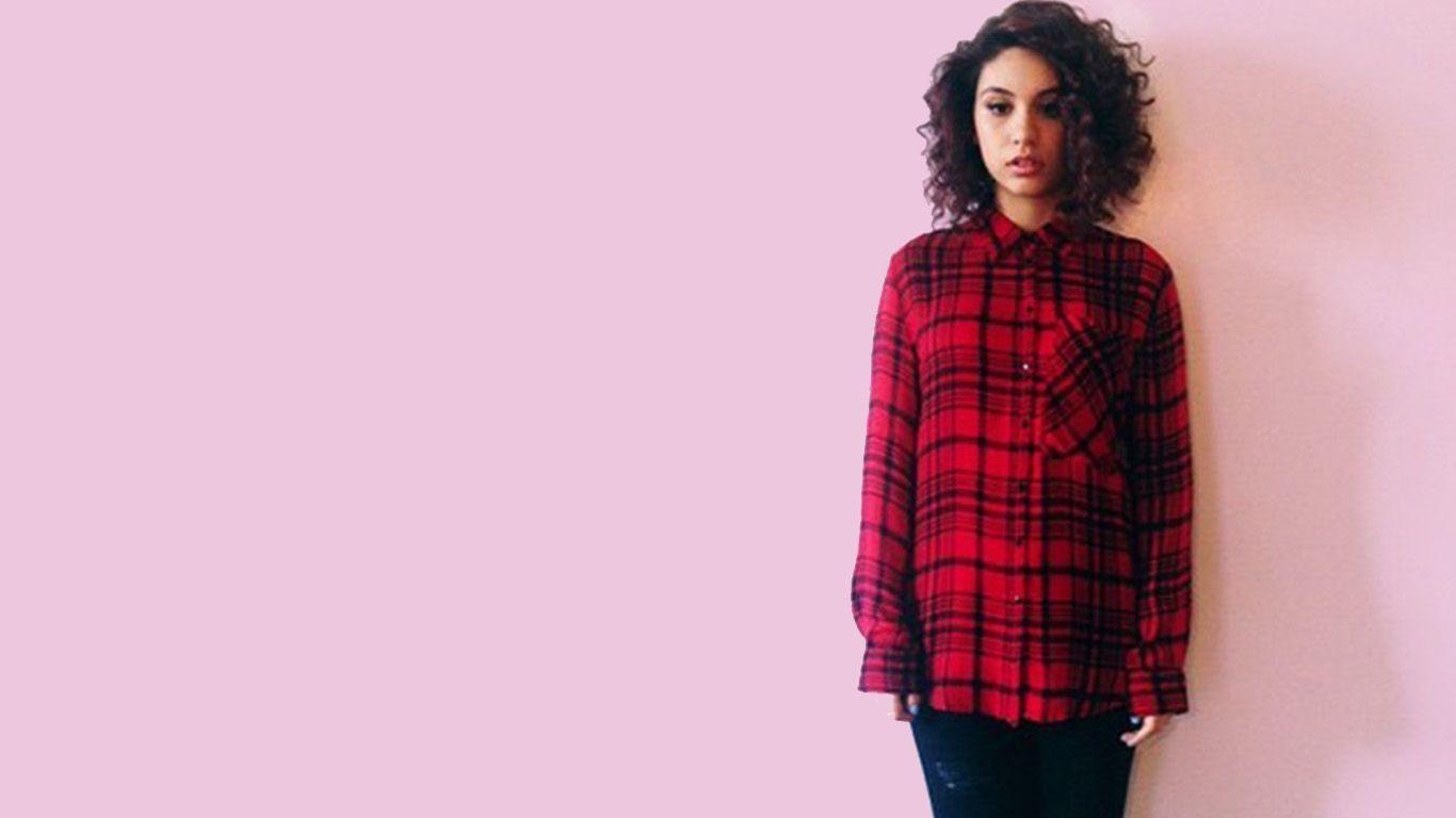 1370x770 Alessia Cara Wallpaper, Desktop