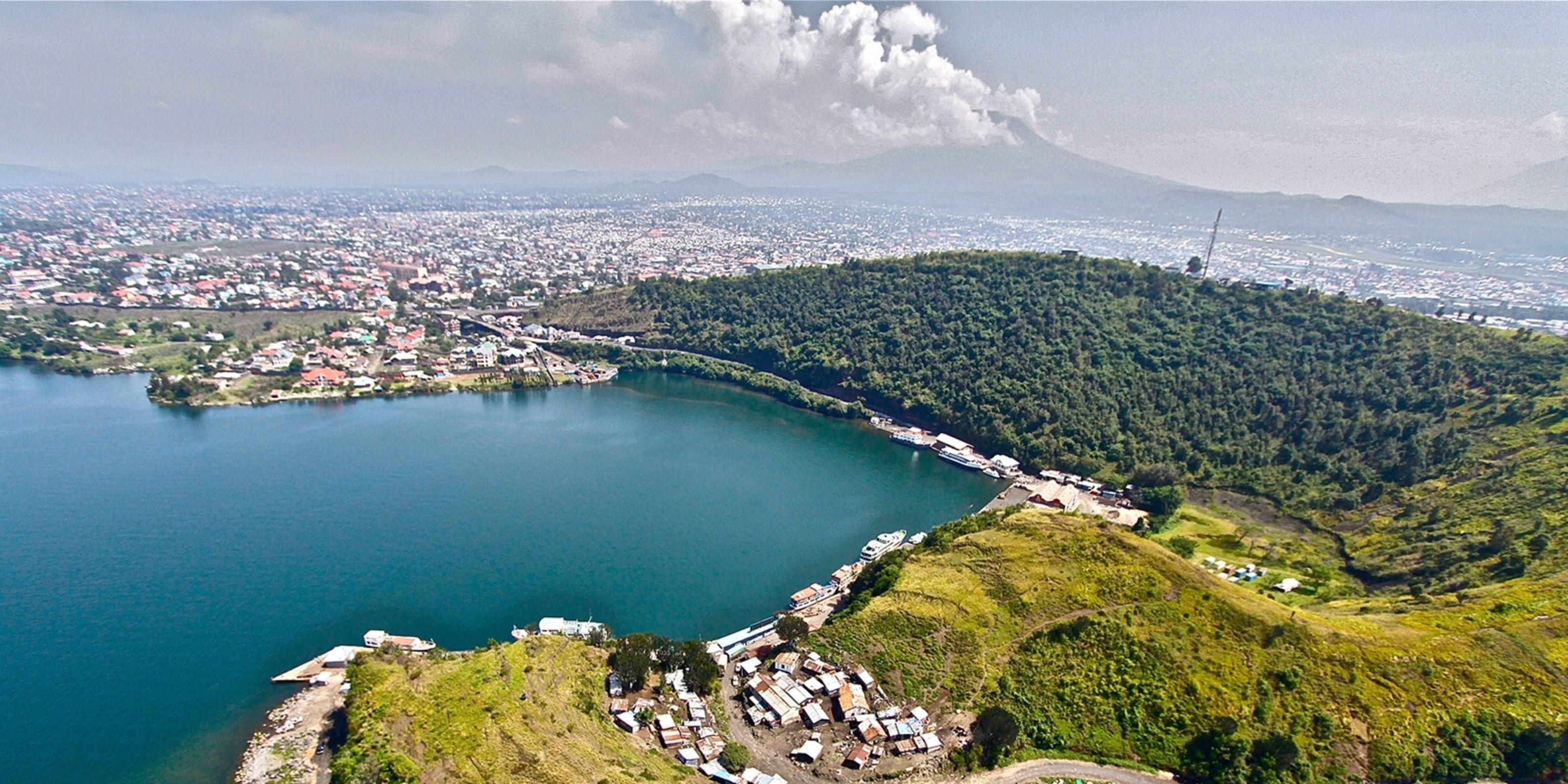 3200x1600 UNOPS20: Monitoring volcanoes in the Democratic Republic, Dual Screen