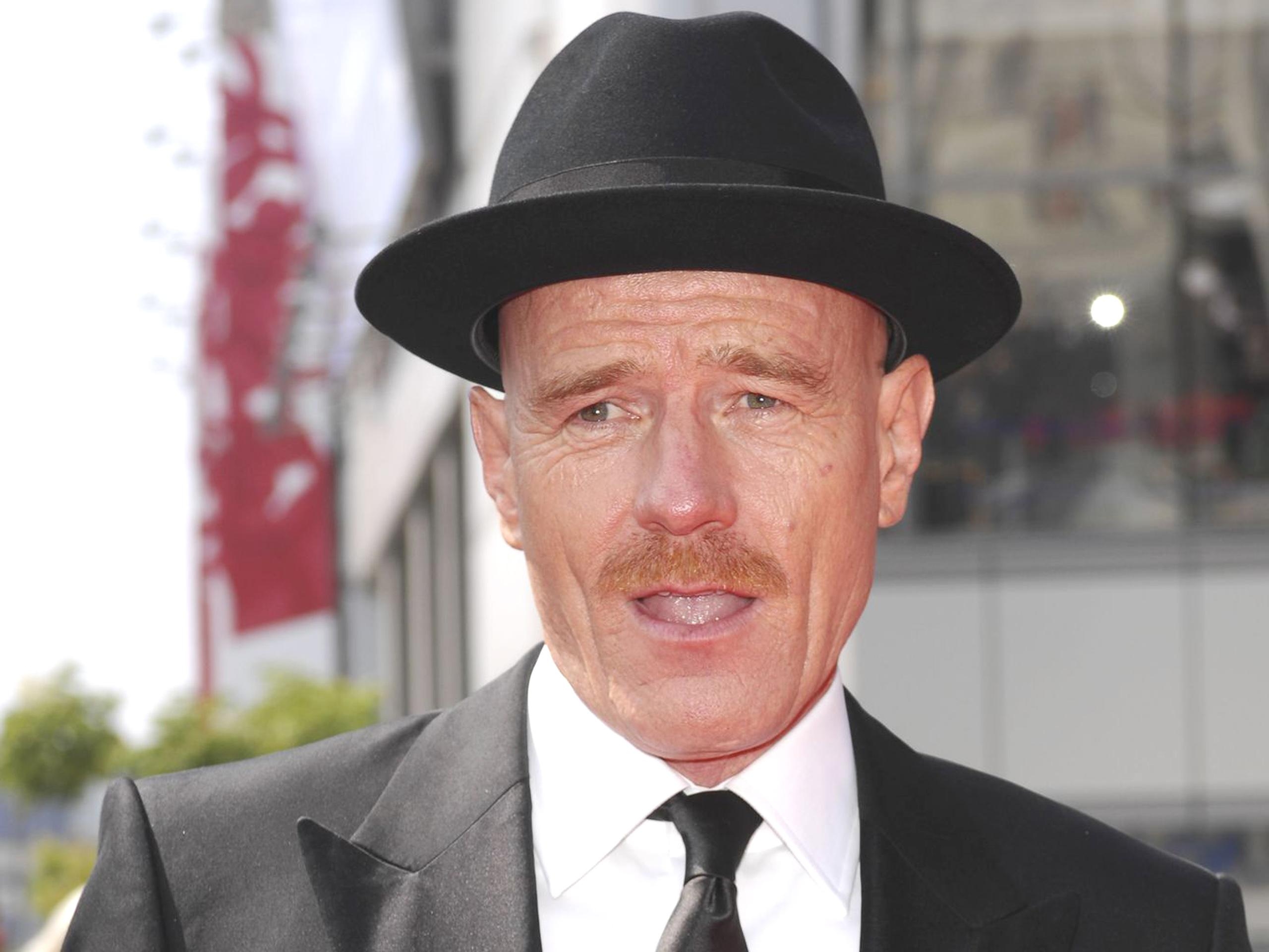 2560x1920 Bryan Cranston Hat Wallpaper 56249  px, Desktop