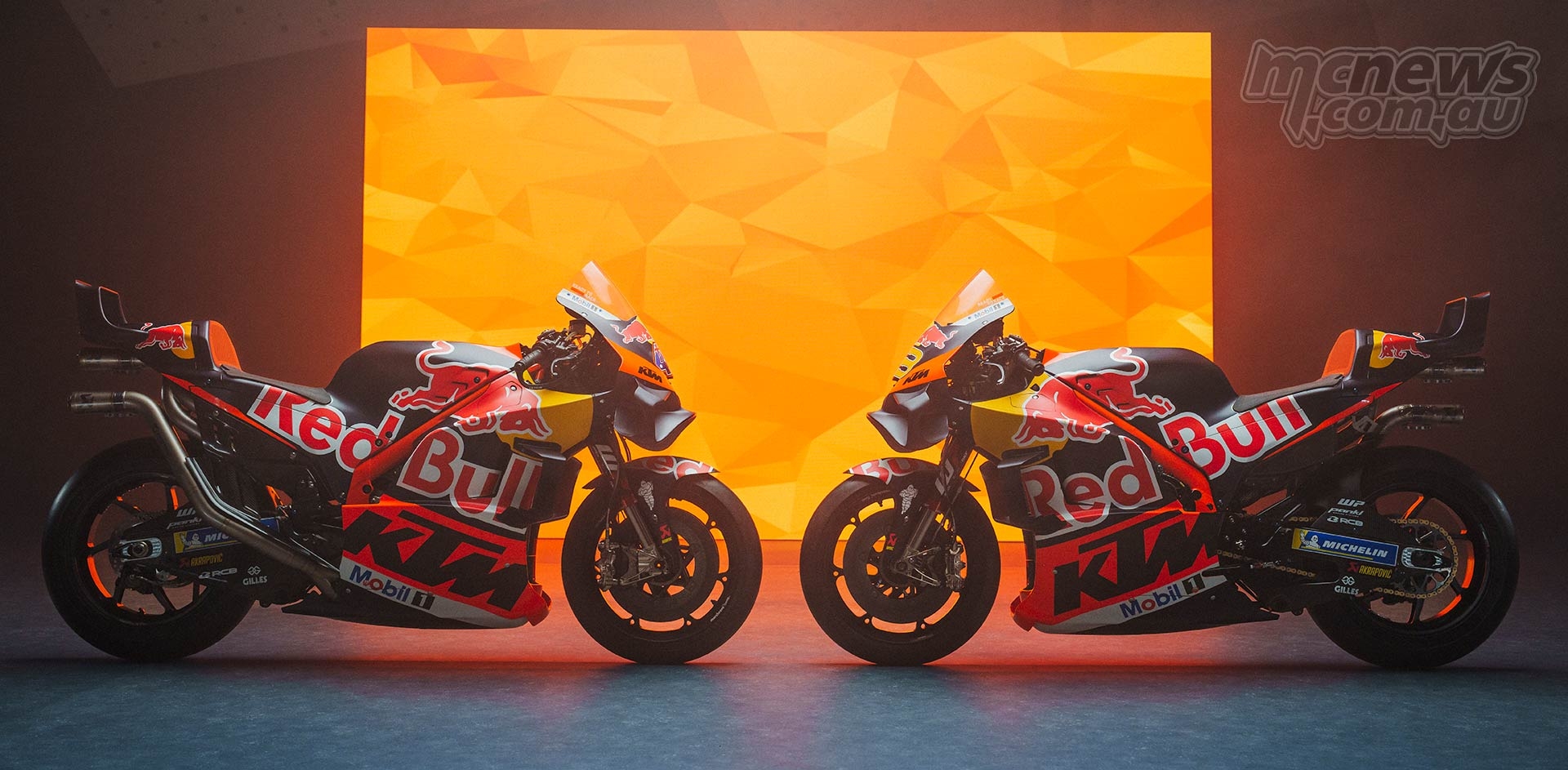 1920x950 KTM officially launch 2024 MotoGP, Dual Screen