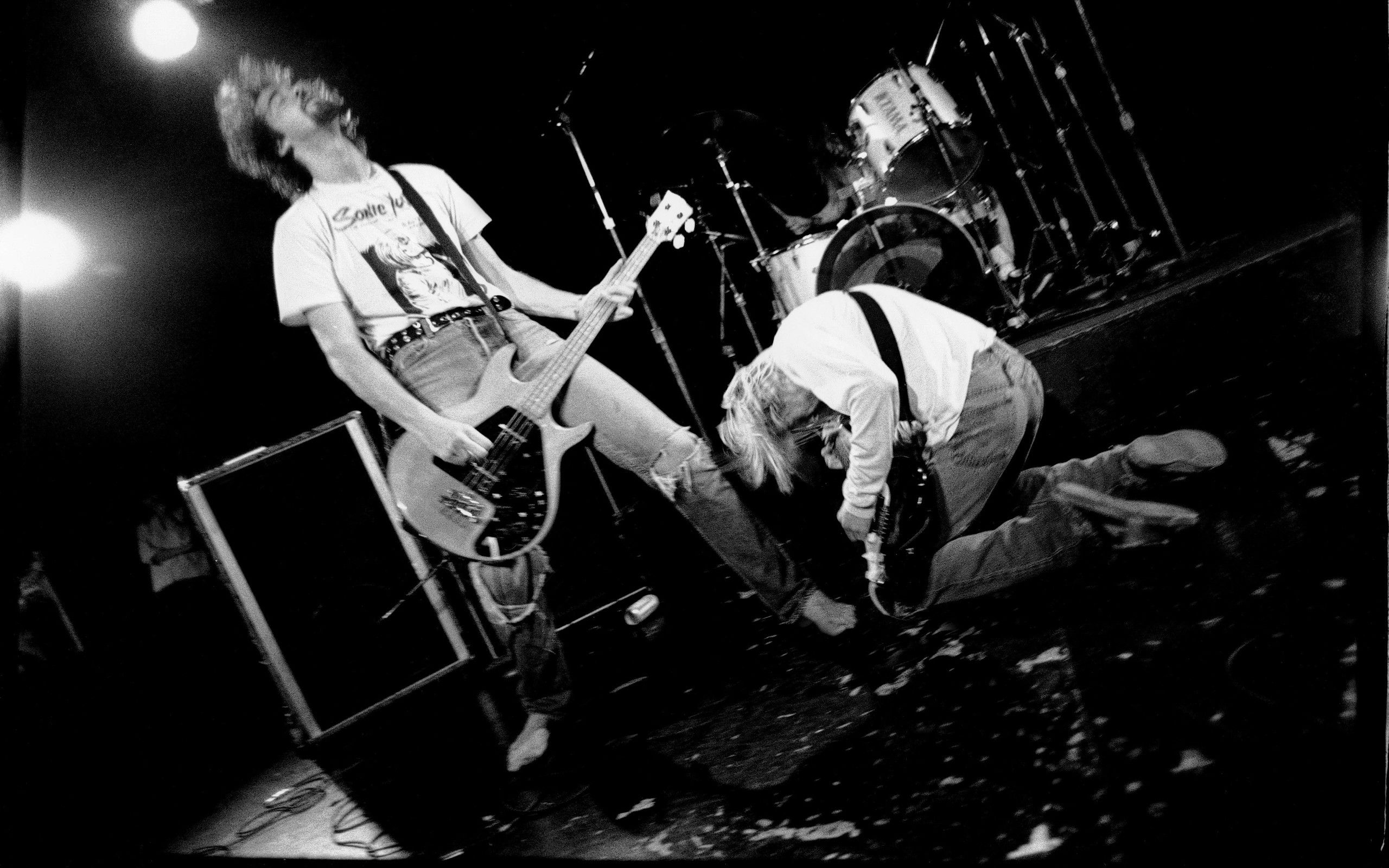 2560x1600 nirvana krist novoselic kurt.coolwallpaper.me, Desktop