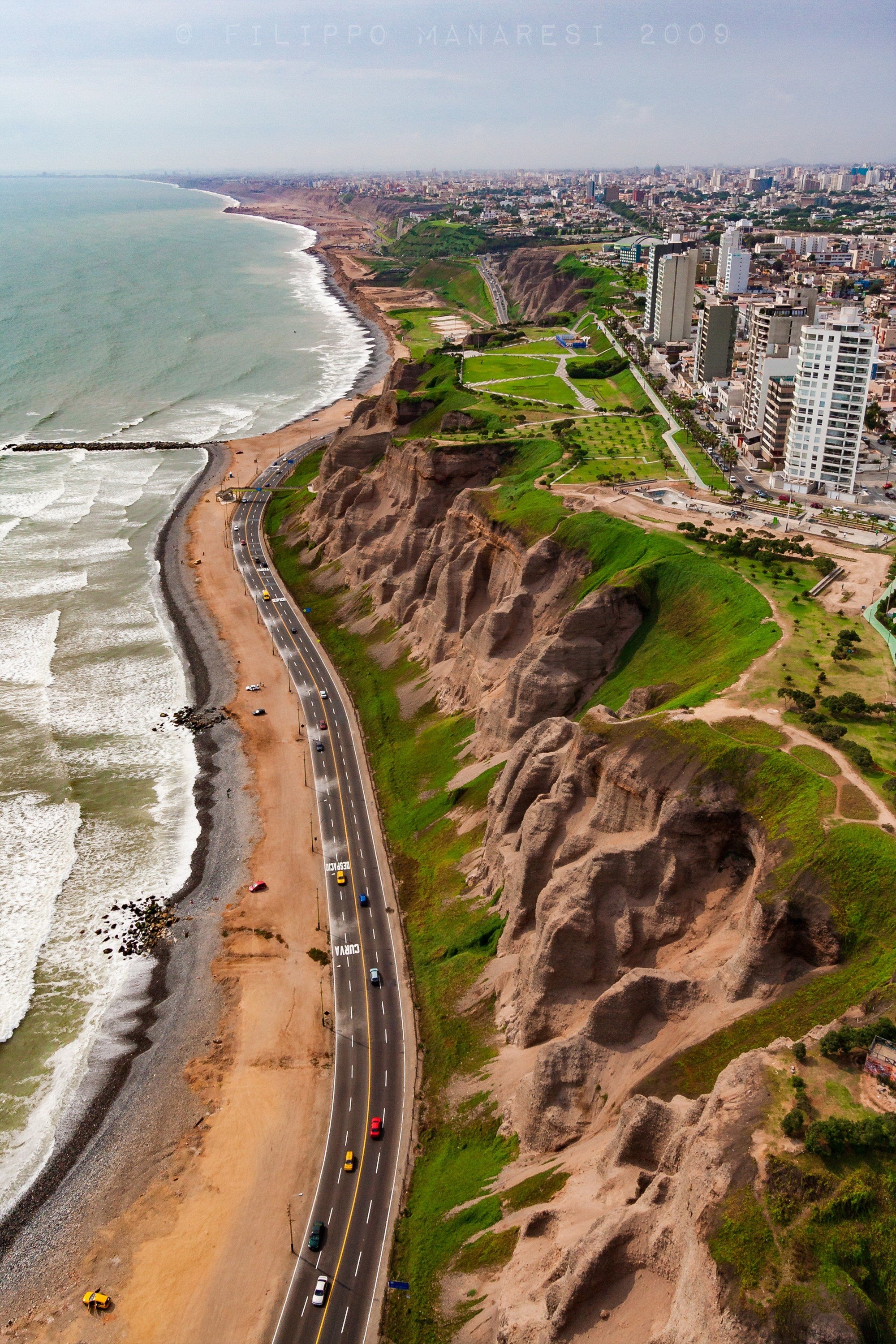 2000x3000 Flying over Lima, background and more, Phone