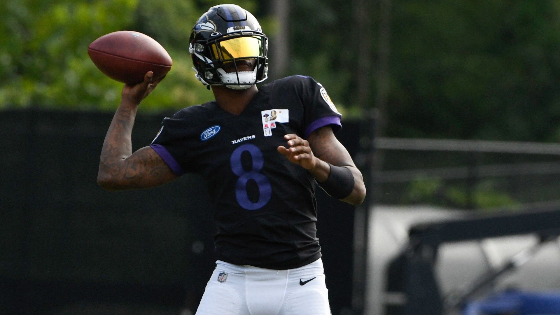 1920x1080 Lamar Jackson joins Patrick Mahomes on #TeamOakley, Desktop