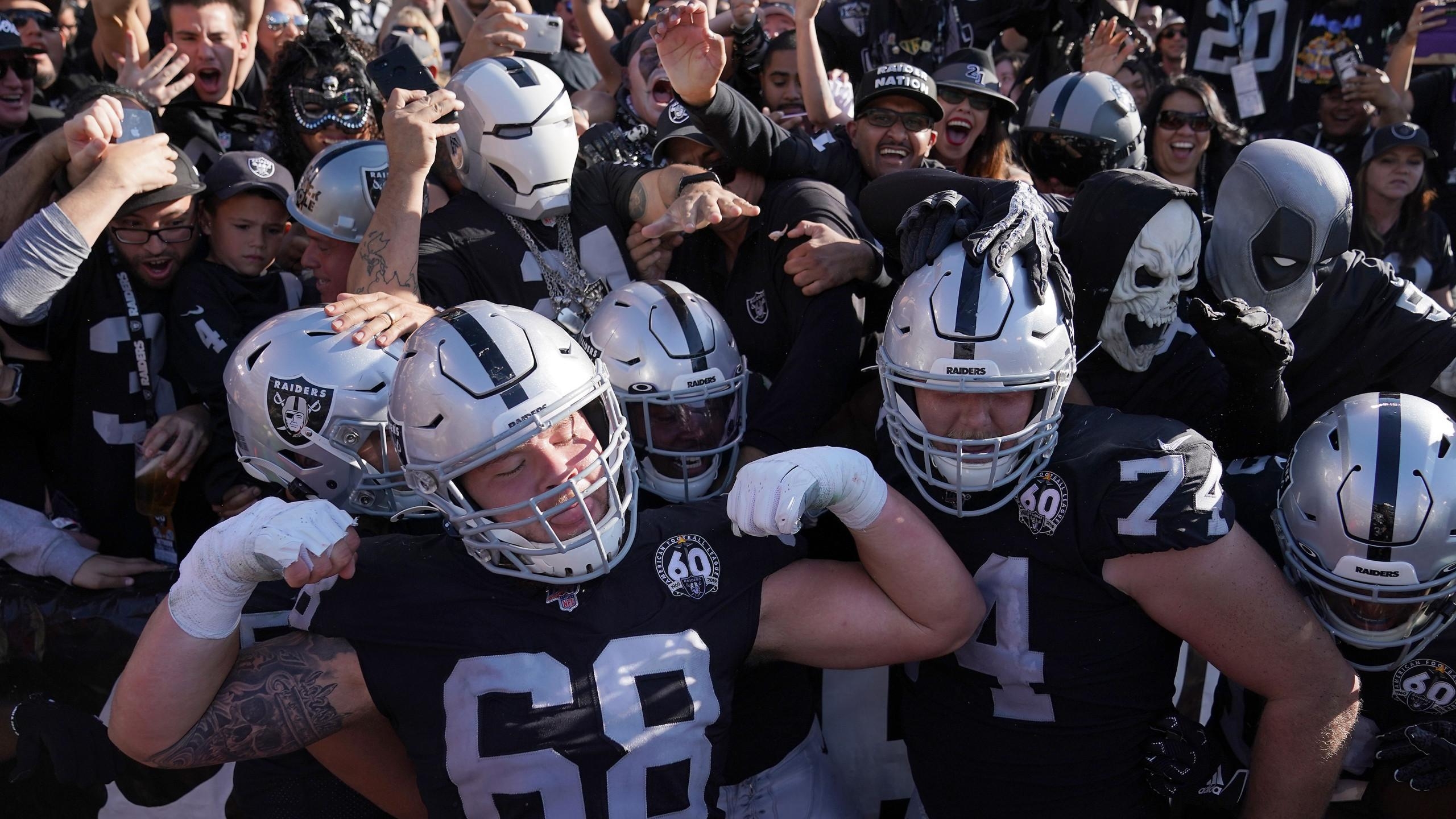 2560x1440 Raiders to sign autographs for Toys for Tots at Hayward mall, Desktop