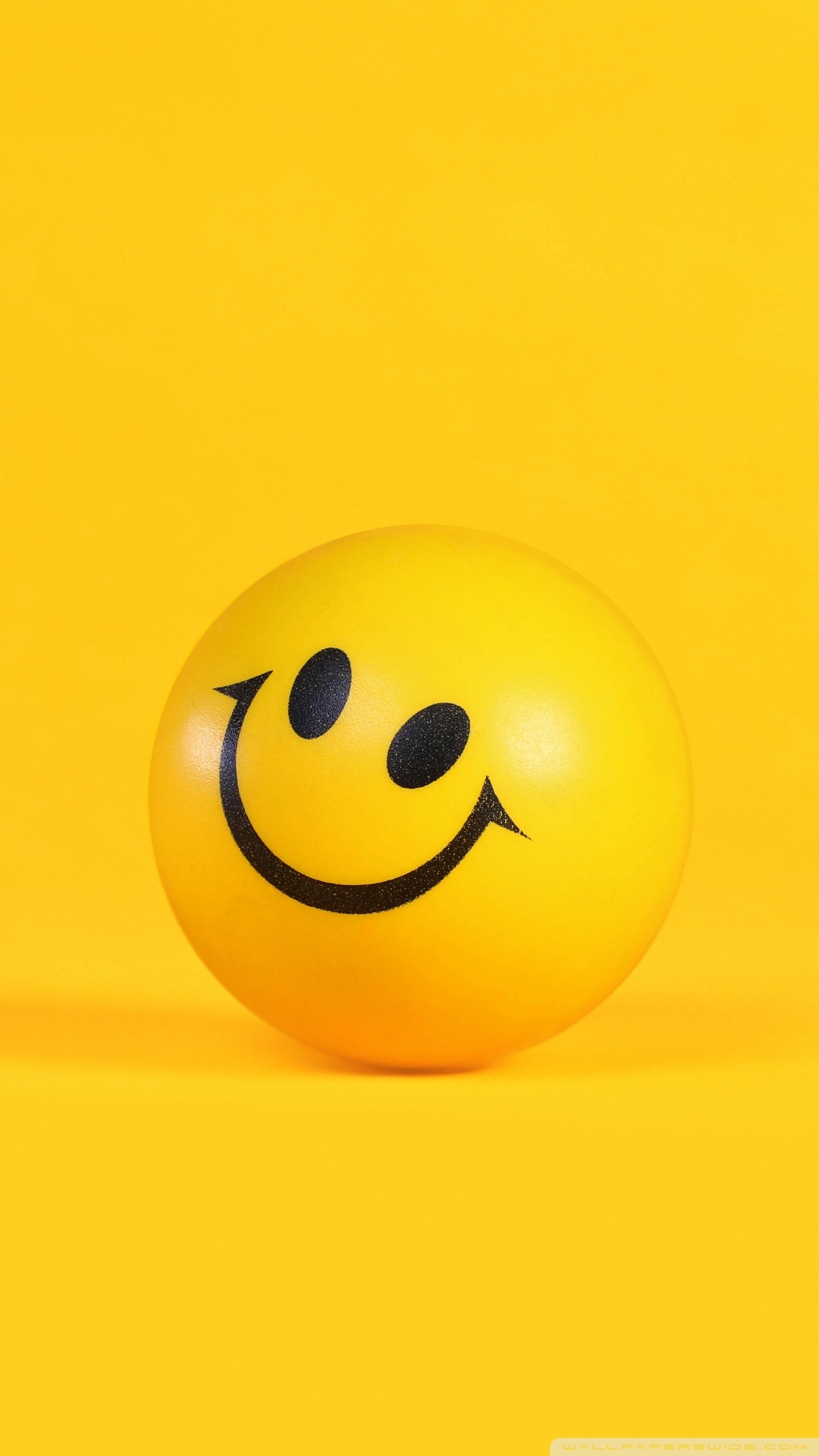 1080x1920 Smiley Ultra HD Desktop Background Wallpaper for 4K UHD TV, Widescreen & UltraWide Desktop & Laptop, Multi Display, Dual & Triple Monitor, Tablet, Phone